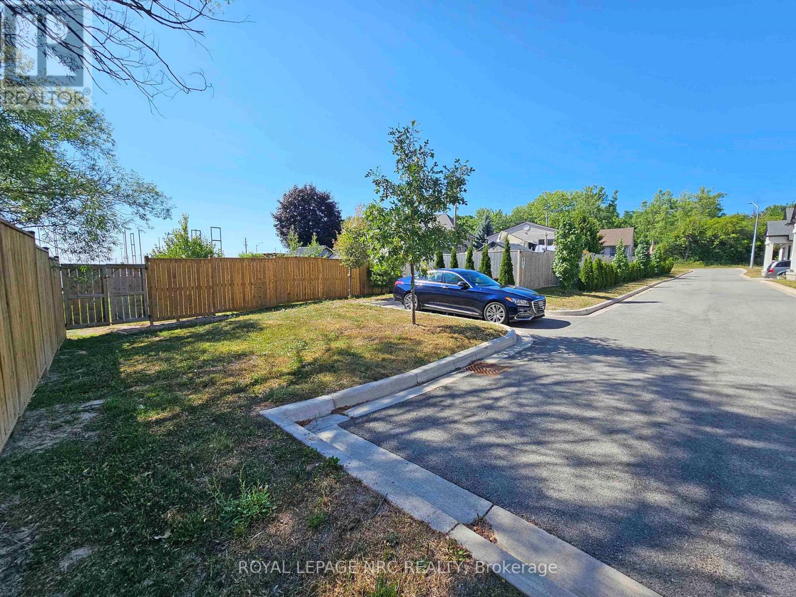 1 - 7472 Mountain Road, Niagara Falls, Ontario  L2J 0B8 - Photo 13 - X12459014