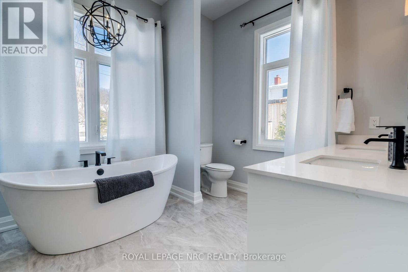 1 - 7472 Mountain Road, Niagara Falls, Ontario  L2J 0B8 - Photo 38 - X12459014