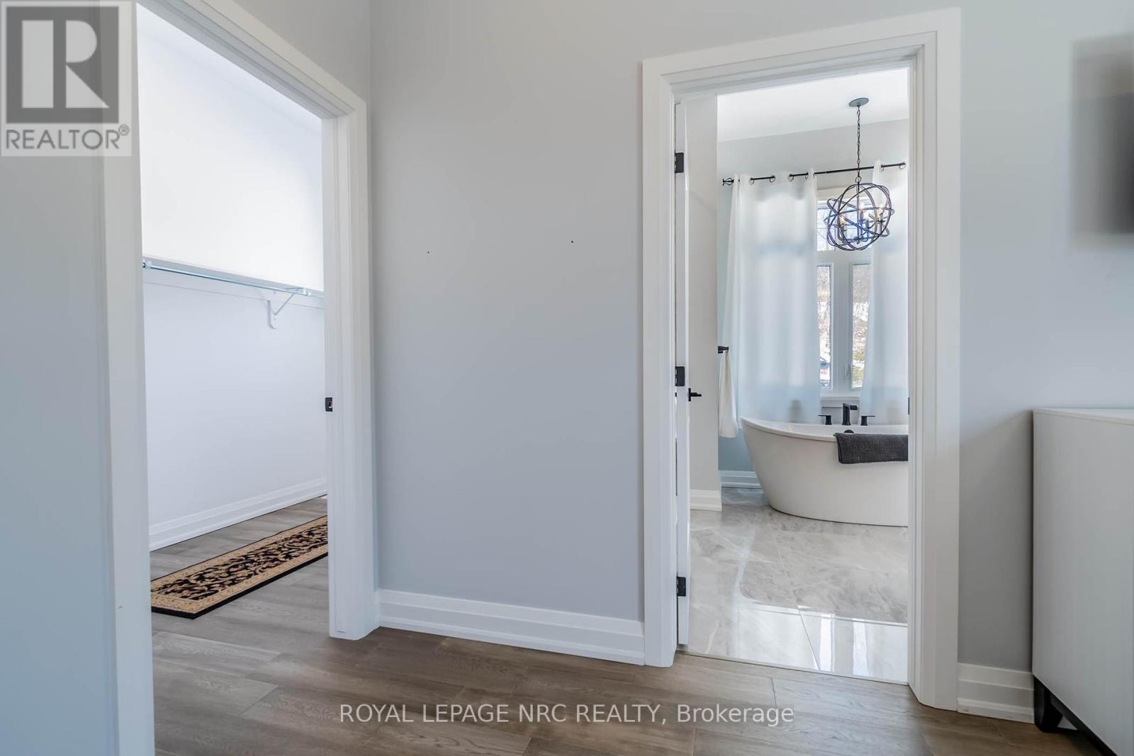 1 - 7472 Mountain Road, Niagara Falls, Ontario  L2J 0B8 - Photo 41 - X12459014