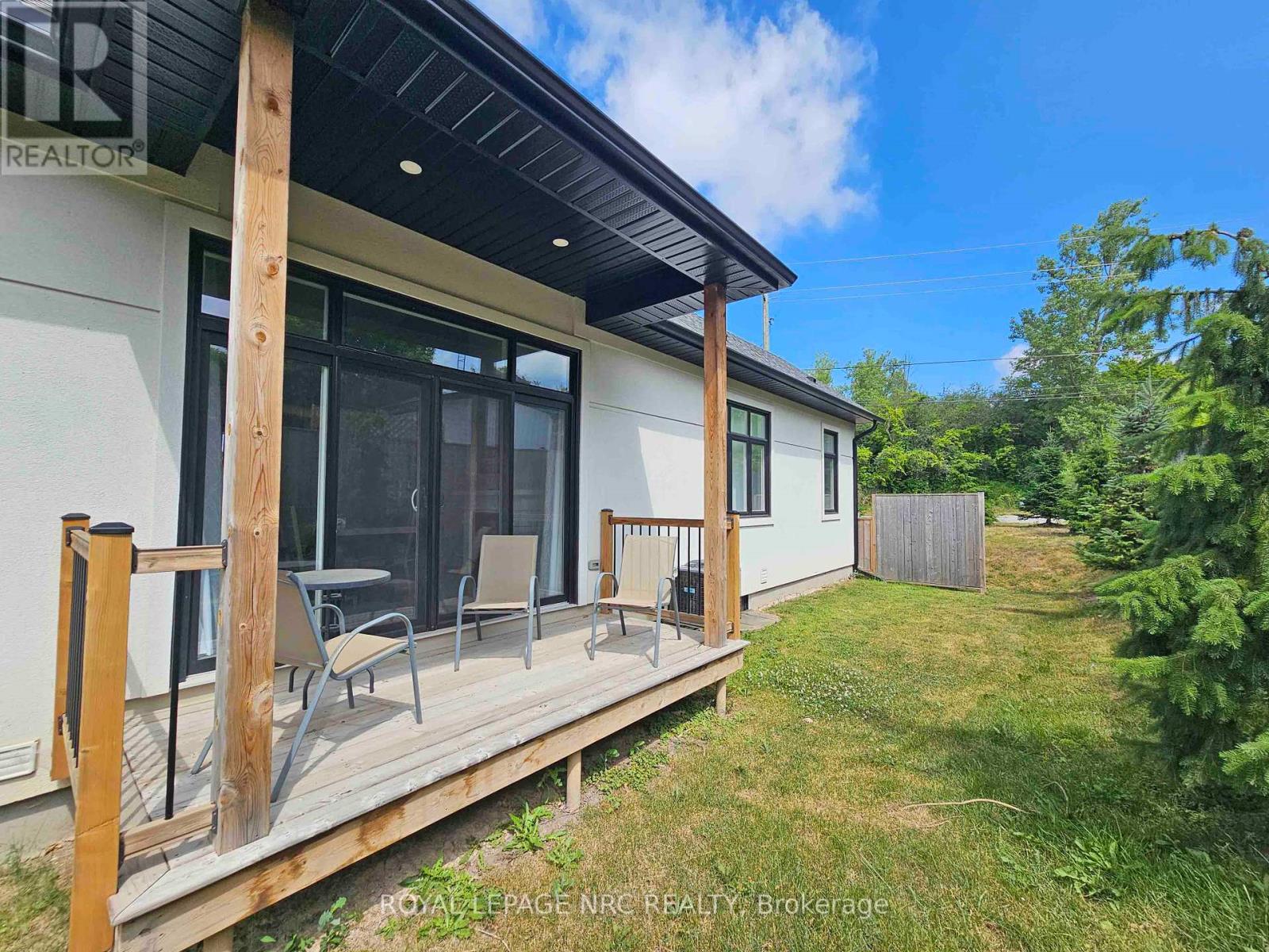 1 - 7472 Mountain Road, Niagara Falls, Ontario  L2J 0B8 - Photo 9 - X12459014