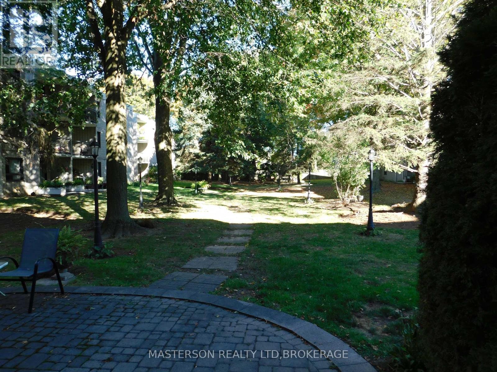 328 - 4658 Drummond Road, Niagara Falls, Ontario  L2E 7E1 - Photo 18 - X12459038