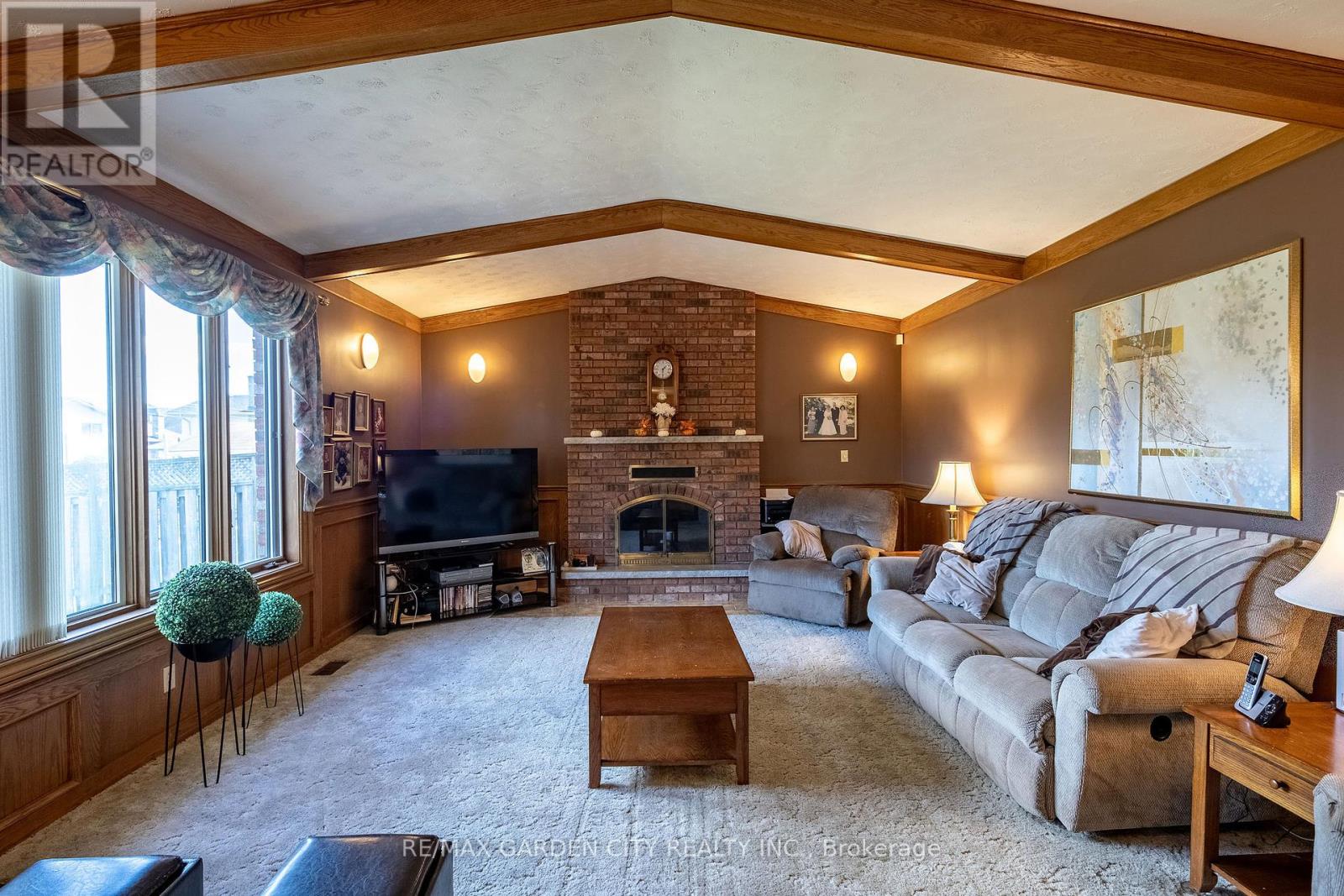 14 Tupper Drive, Thorold, Ontario  L2V 4C7 - Photo 12 - X12459117