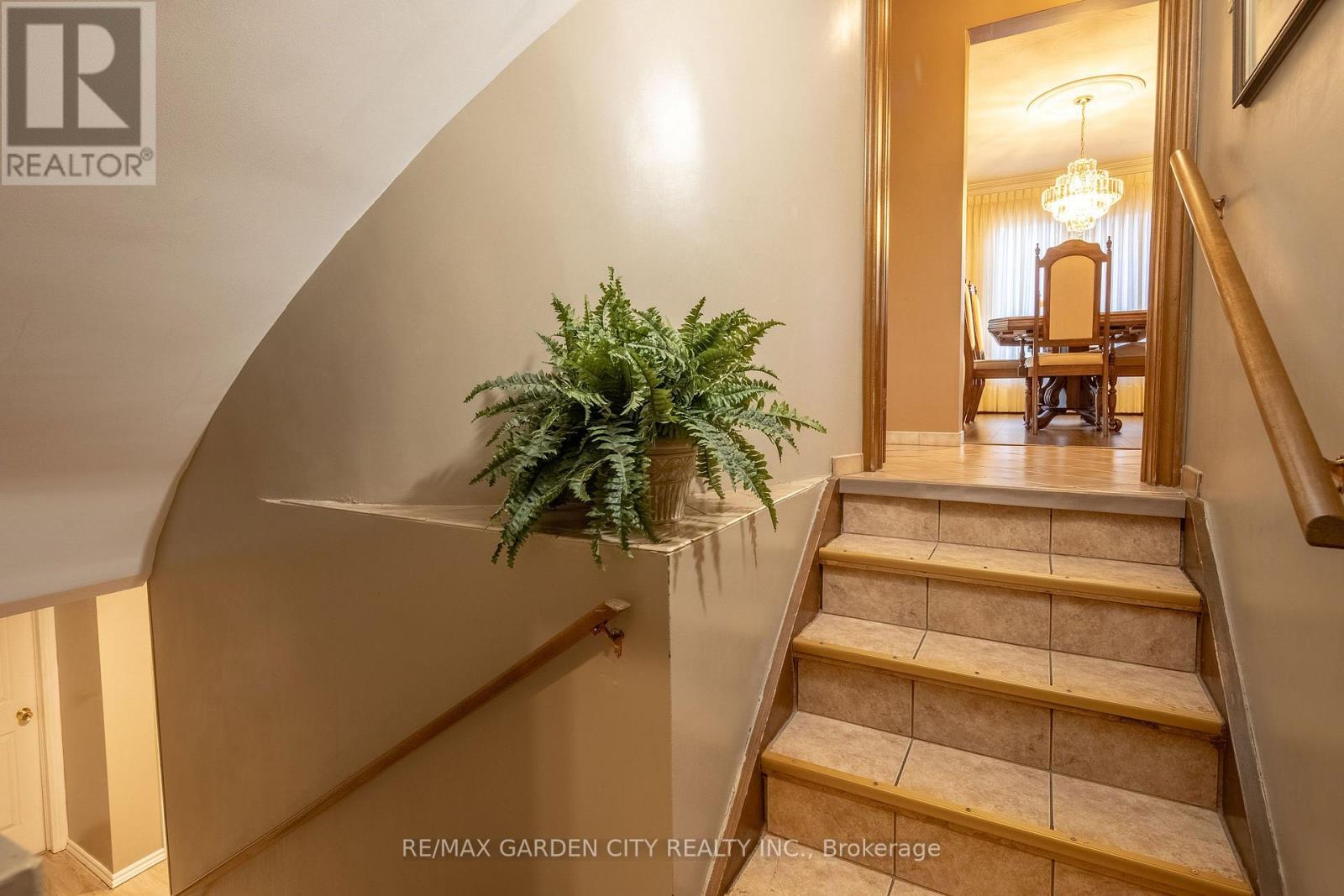 14 Tupper Drive, Thorold, Ontario  L2V 4C7 - Photo 25 - X12459117