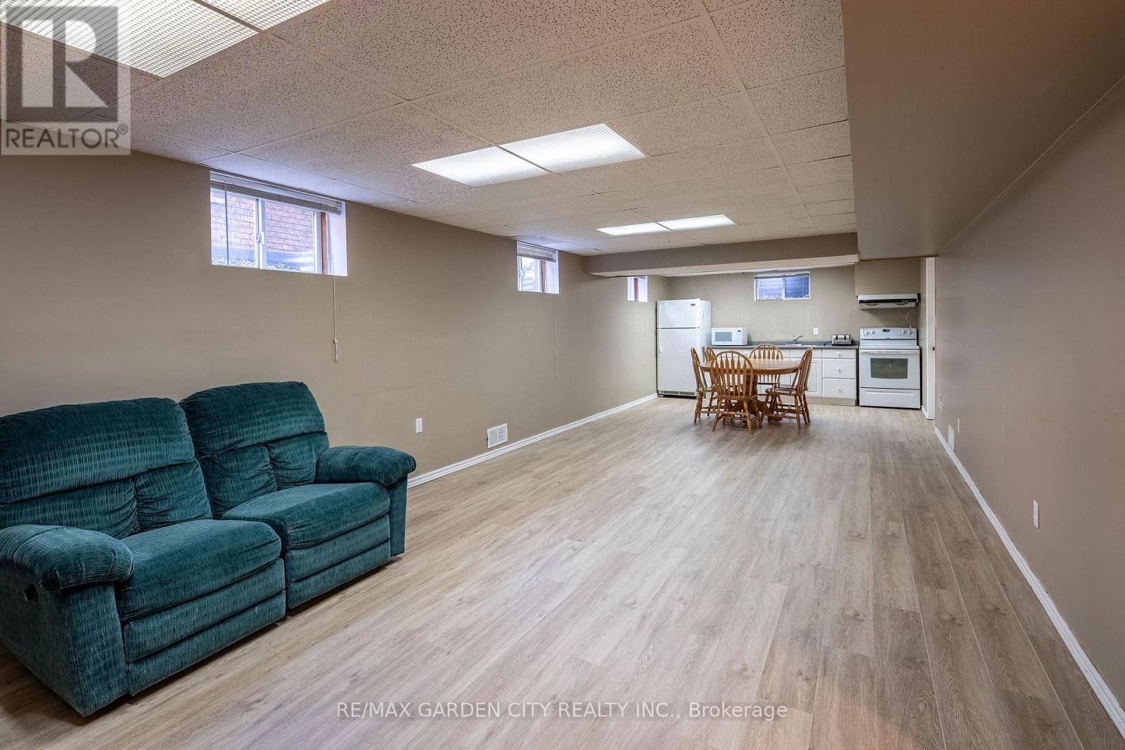 14 Tupper Drive, Thorold, Ontario  L2V 4C7 - Photo 27 - X12459117