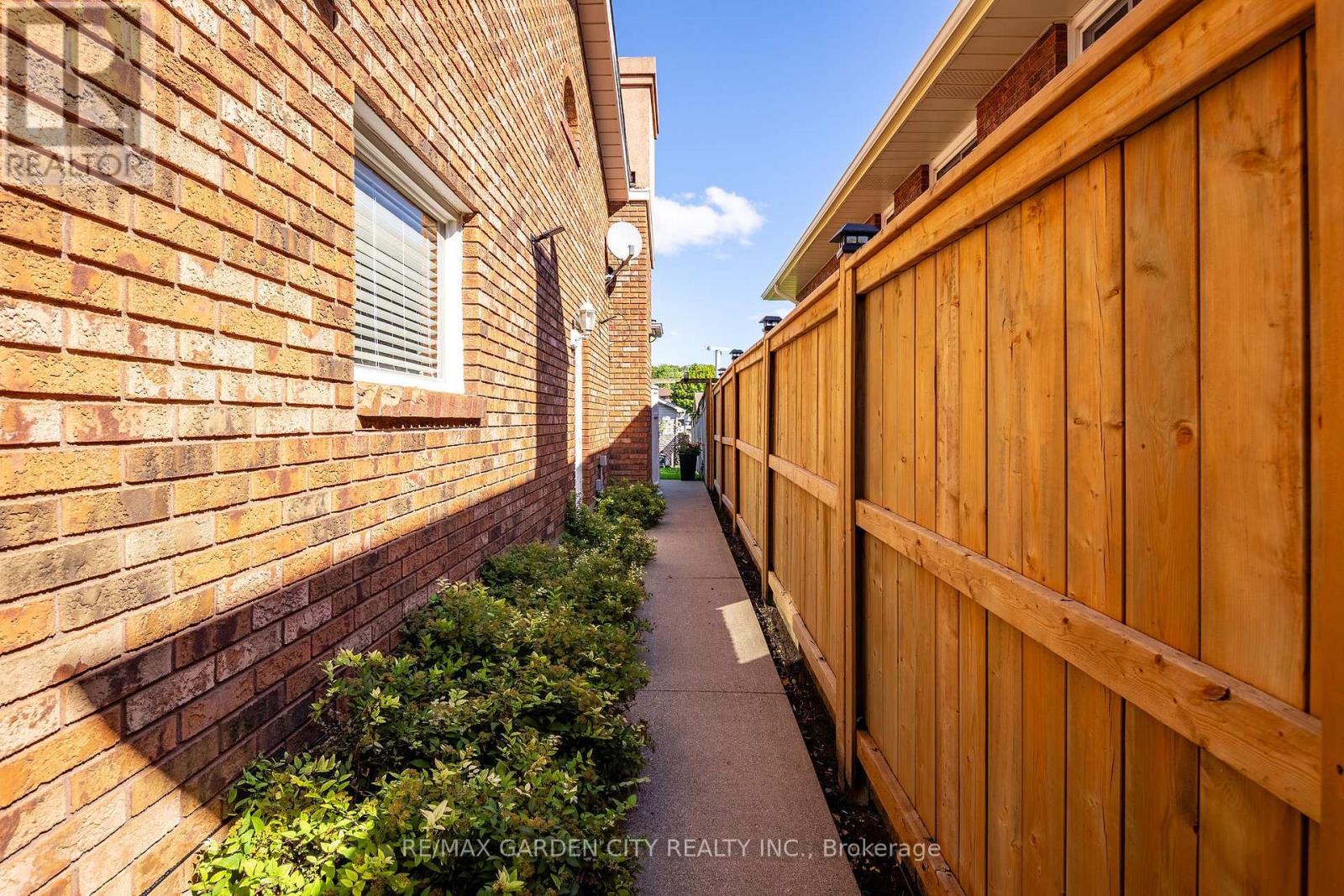 14 Tupper Drive, Thorold, Ontario  L2V 4C7 - Photo 29 - X12459117