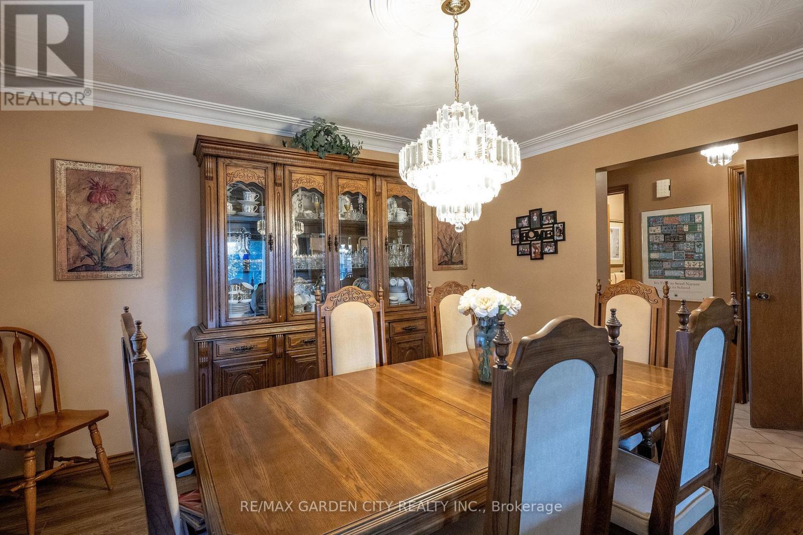 14 Tupper Drive, Thorold, Ontario  L2V 4C7 - Photo 6 - X12459117