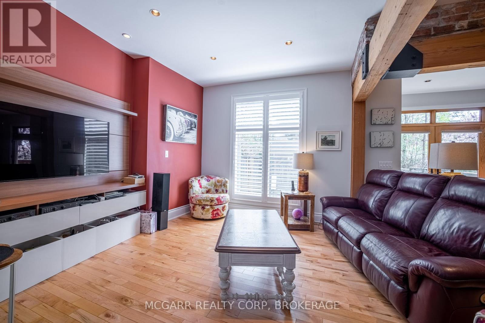 64 Yates Street, St. Catharines, Ontario  L2R 5R8 - Photo 11 - X12459875