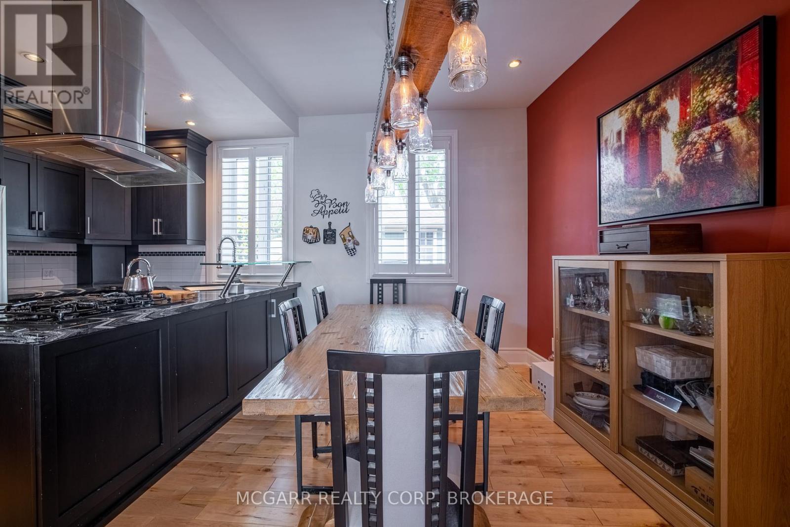 64 Yates Street, St. Catharines, Ontario  L2R 5R8 - Photo 14 - X12459875