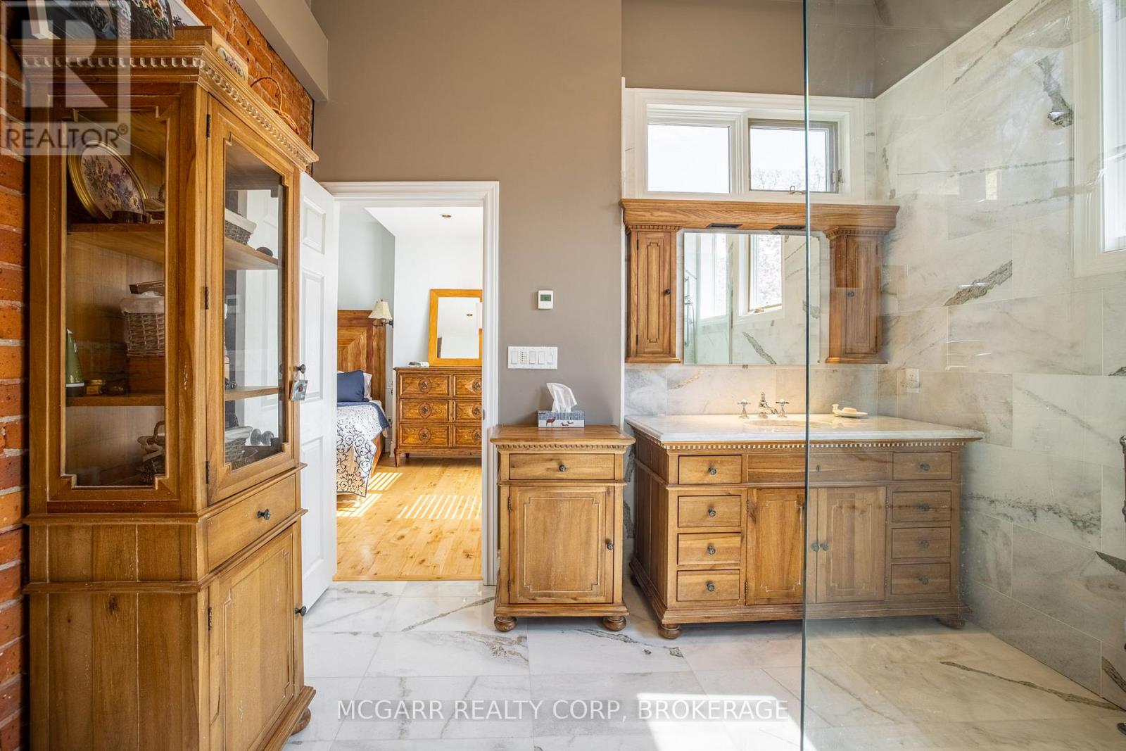 64 Yates Street, St. Catharines, Ontario  L2R 5R8 - Photo 25 - X12459875