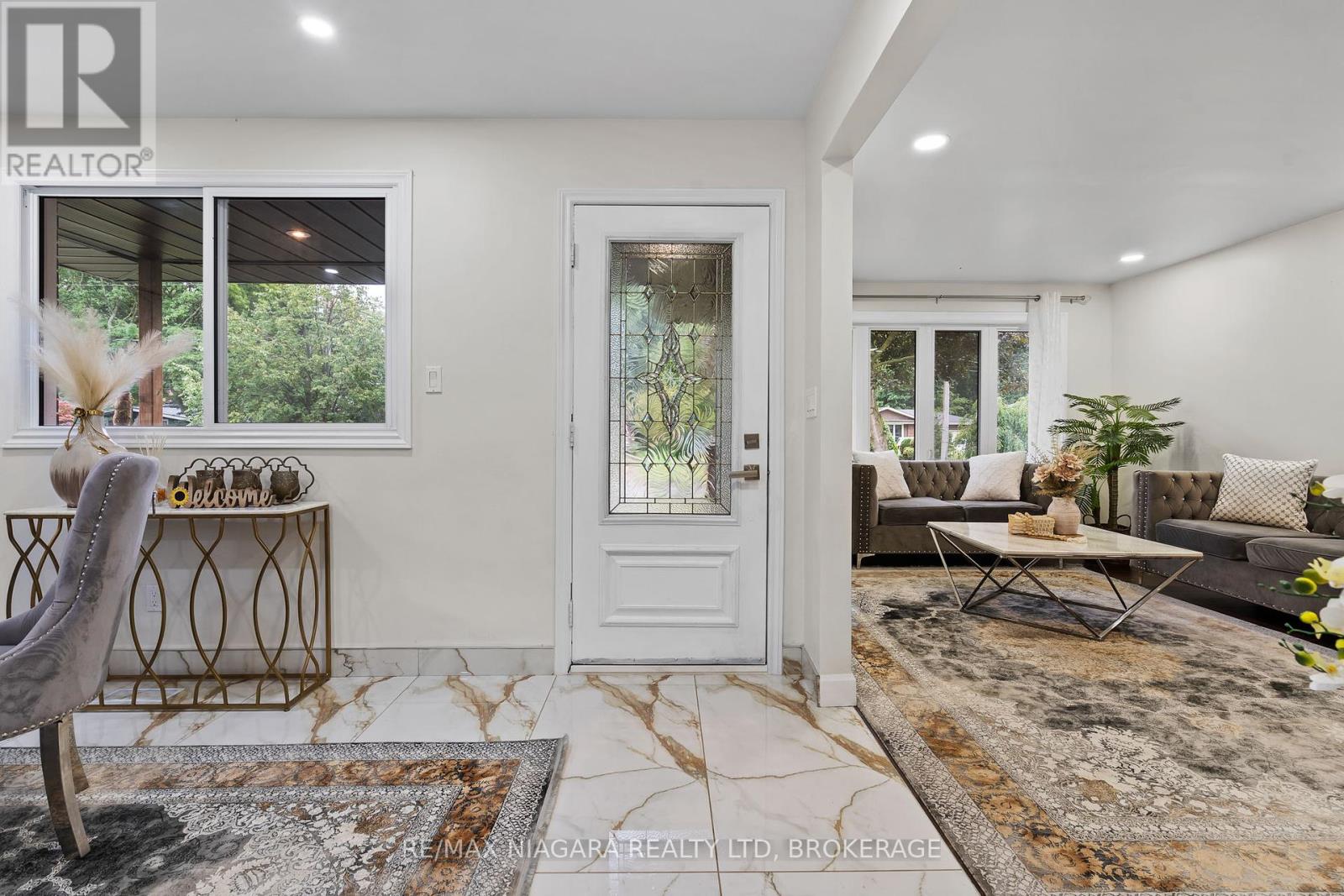 57 Woodrow Street, St. Catharines, Ontario  L2P 2A4 - Photo 10 - X12460892