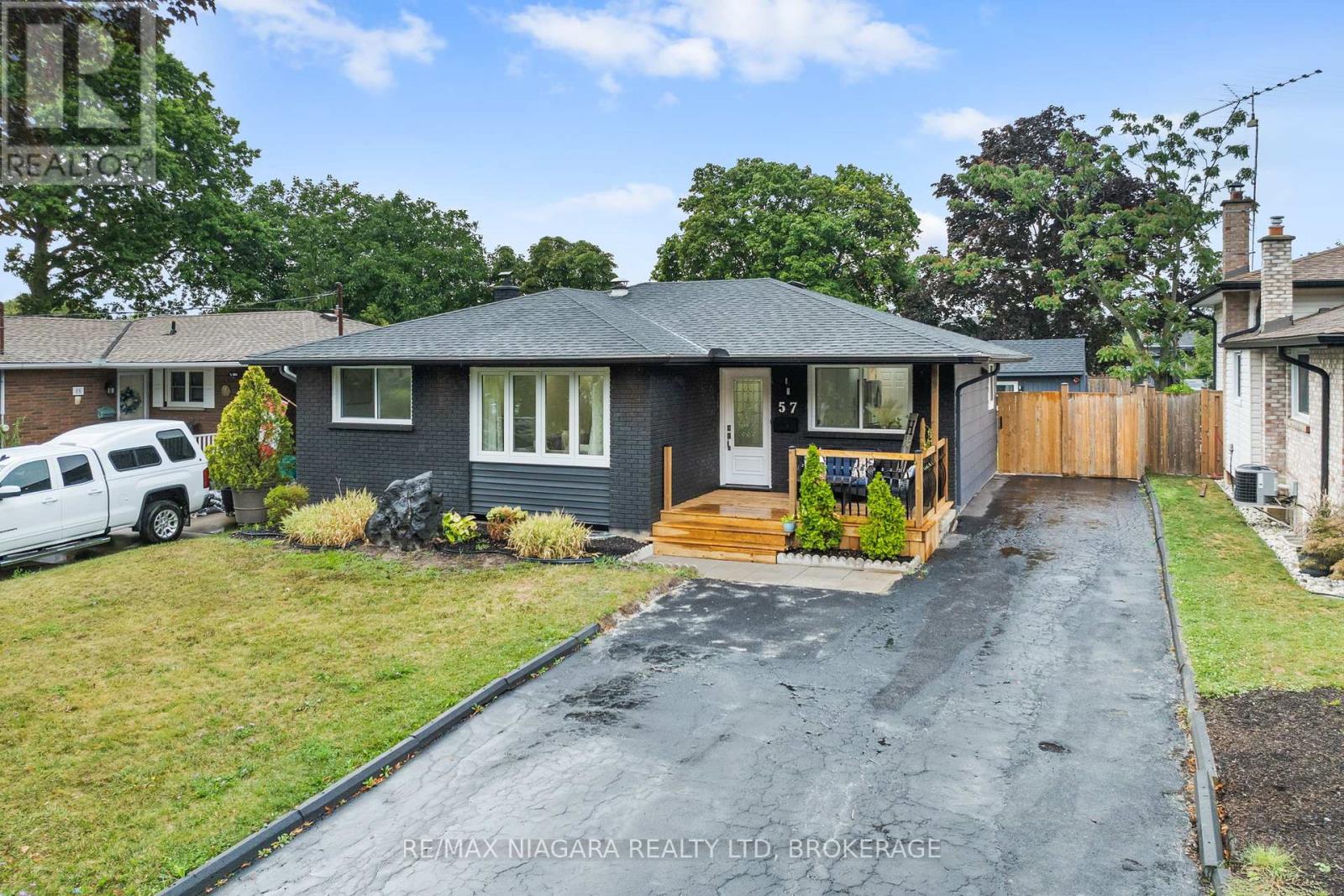 57 Woodrow Street, St. Catharines, Ontario  L2P 2A4 - Photo 3 - X12460892