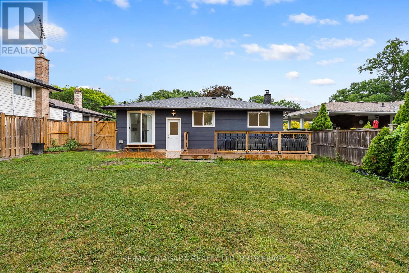 57 Woodrow Street, St. Catharines, Ontario  L2P 2A4 - Photo 37 - X12460892