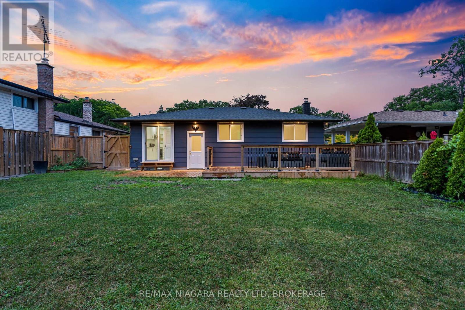 57 Woodrow Street, St. Catharines, Ontario  L2P 2A4 - Photo 39 - X12460892