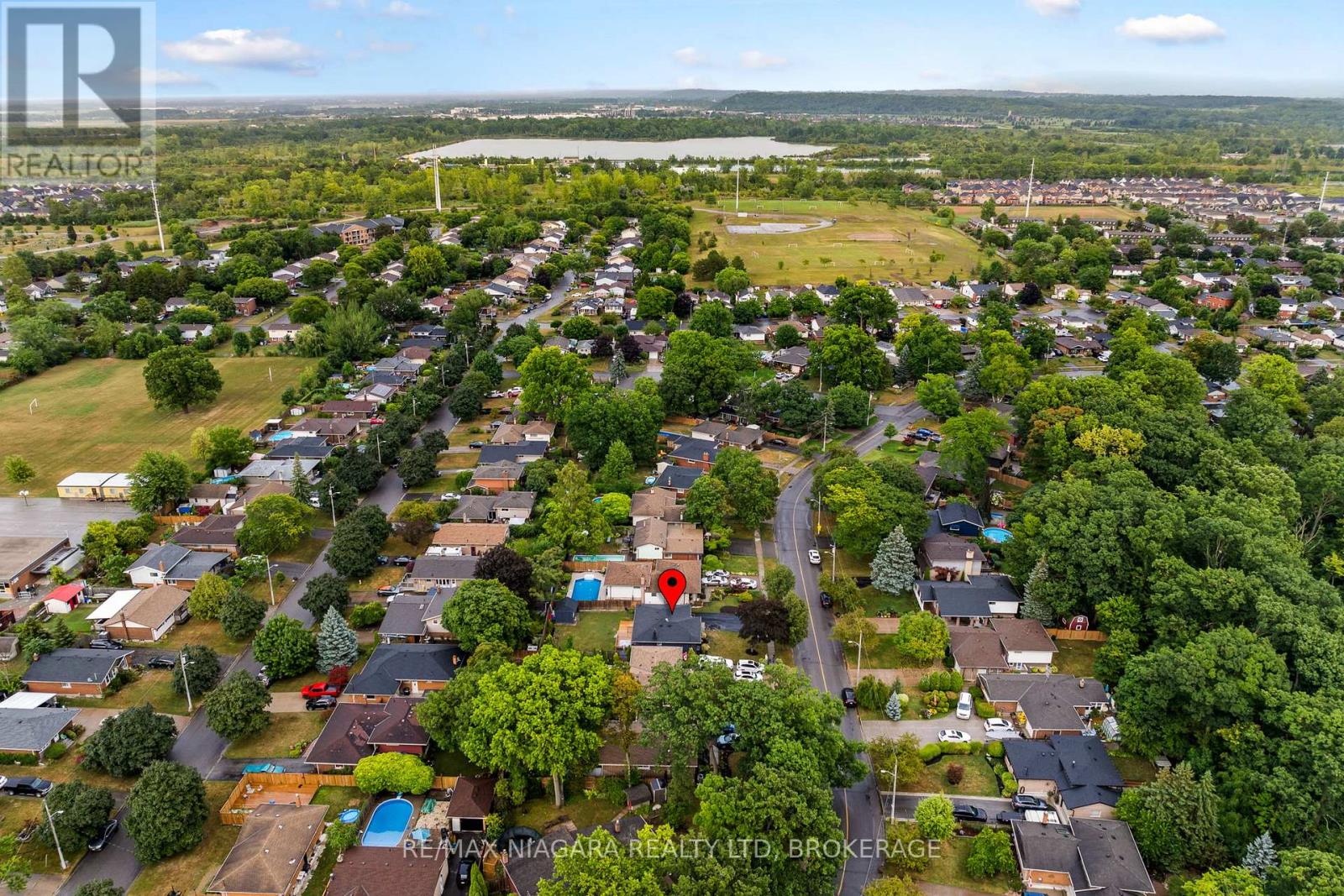 57 Woodrow Street, St. Catharines, Ontario  L2P 2A4 - Photo 44 - X12460892