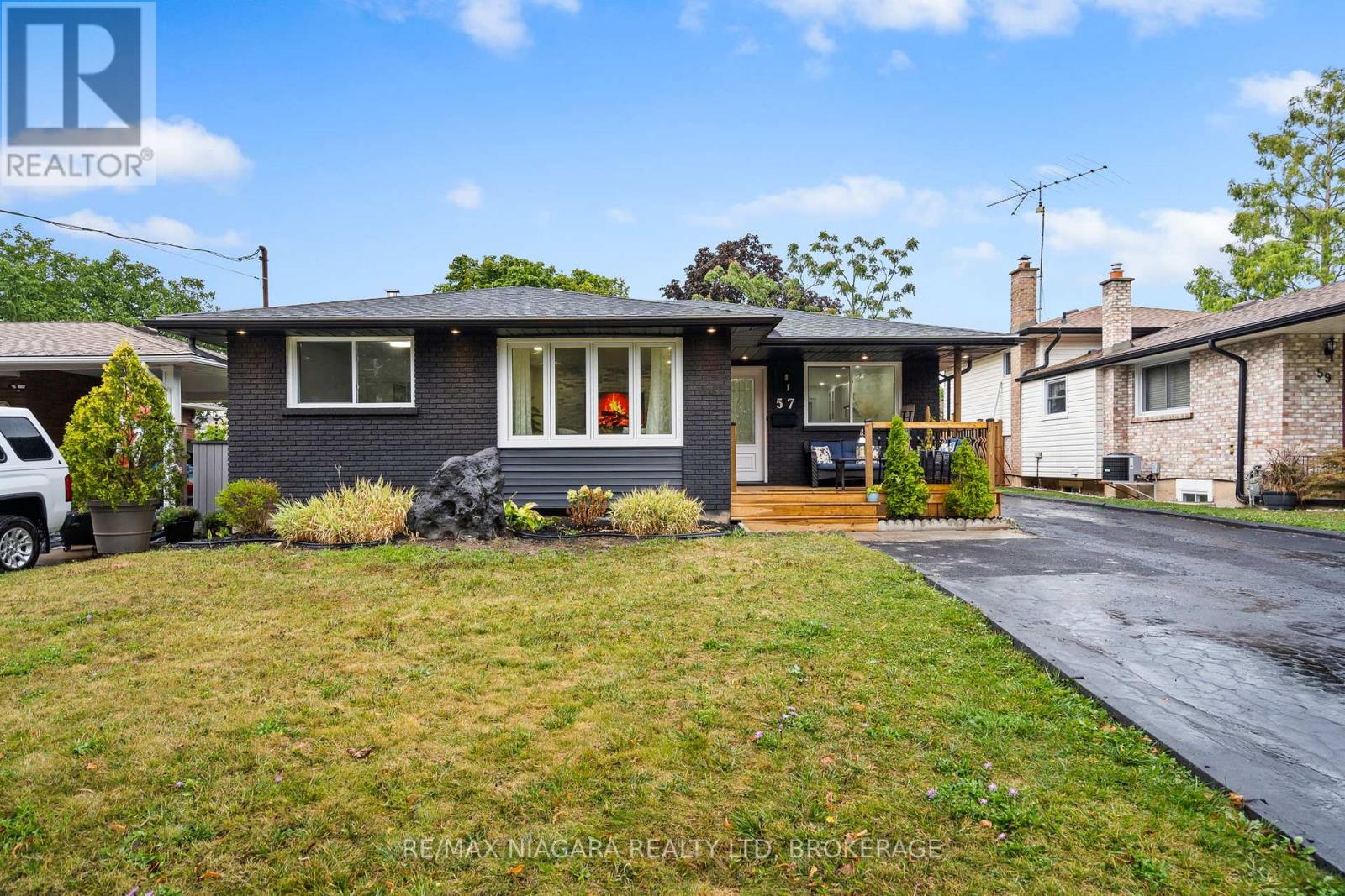 57 Woodrow Street, St. Catharines, Ontario  L2P 2A4 - Photo 5 - X12460892