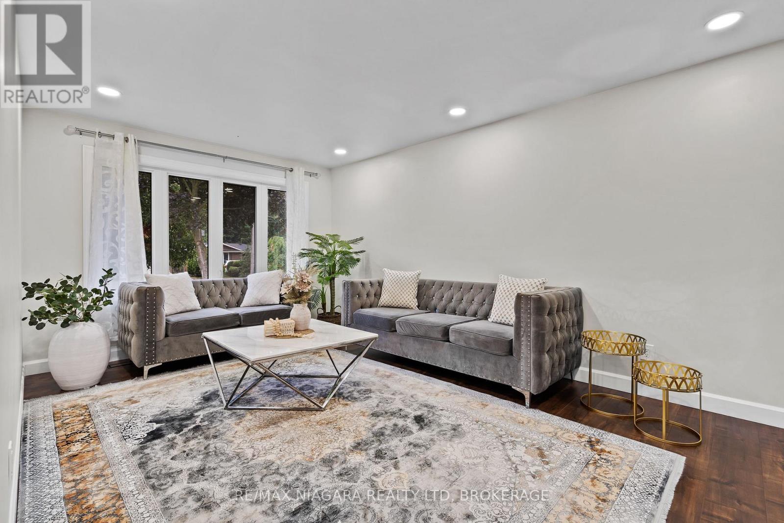 57 Woodrow Street, St. Catharines, Ontario  L2P 2A4 - Photo 7 - X12460892