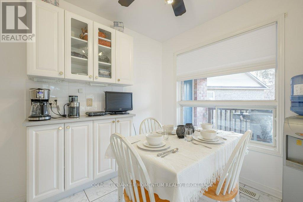 43 Silvercrest Court, Thorold, Ontario  L2V 5B4 - Photo 10 - X12461140