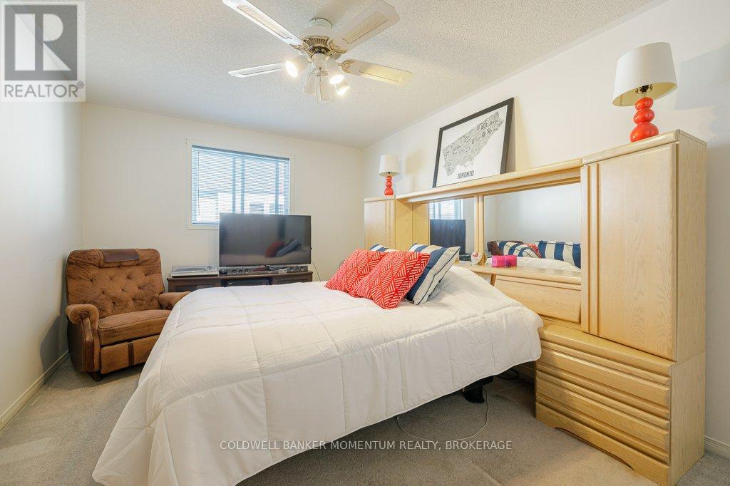 43 Silvercrest Court, Thorold, Ontario  L2V 5B4 - Photo 28 - X12461140