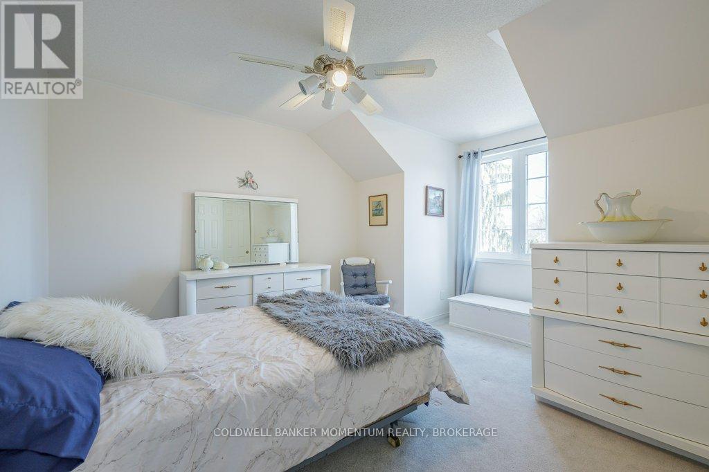 43 Silvercrest Court, Thorold, Ontario  L2V 5B4 - Photo 29 - X12461140