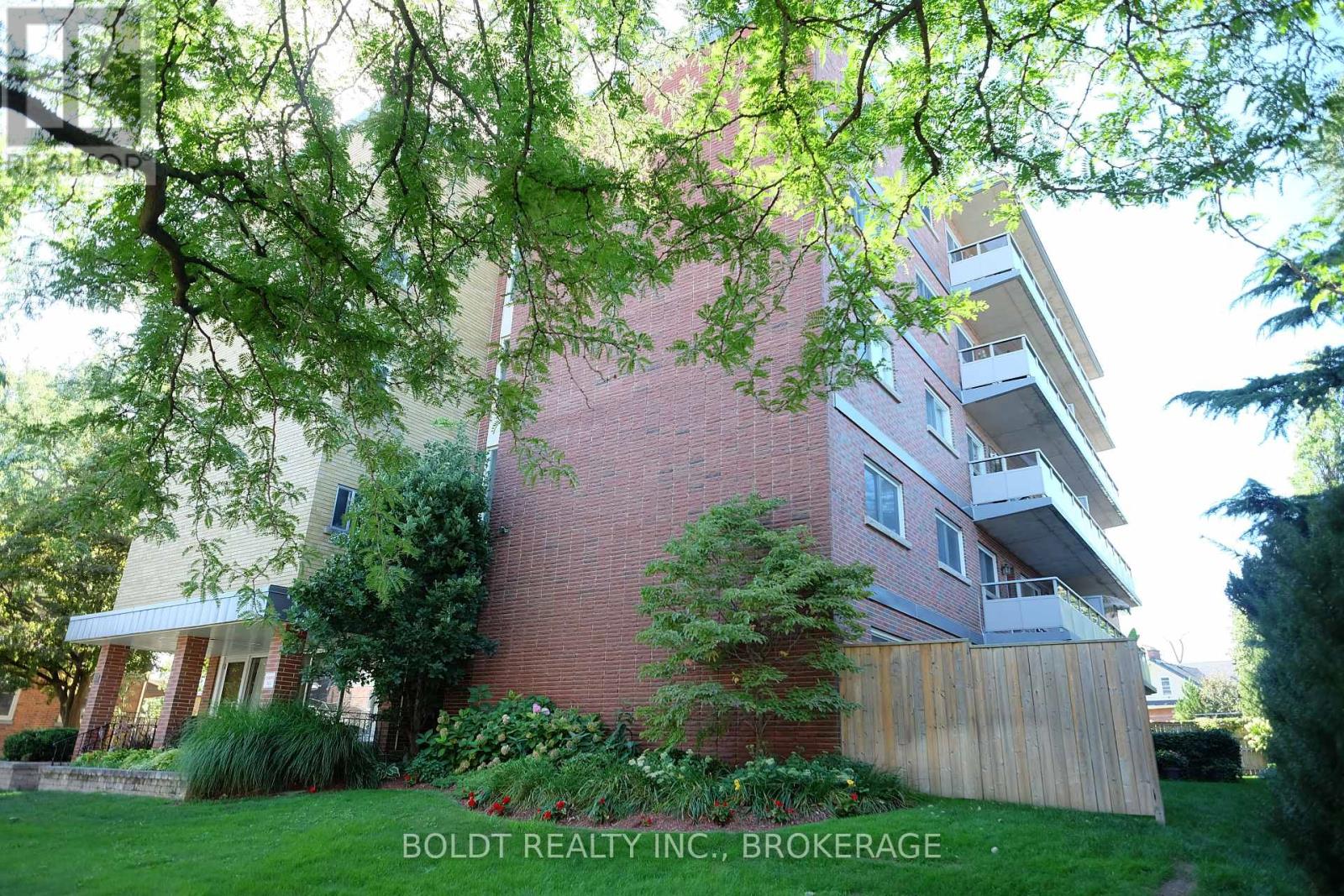 201 - 14 Norris Place, St. Catharines, Ontario  L2R 2W8 - Photo 31 - X12461173