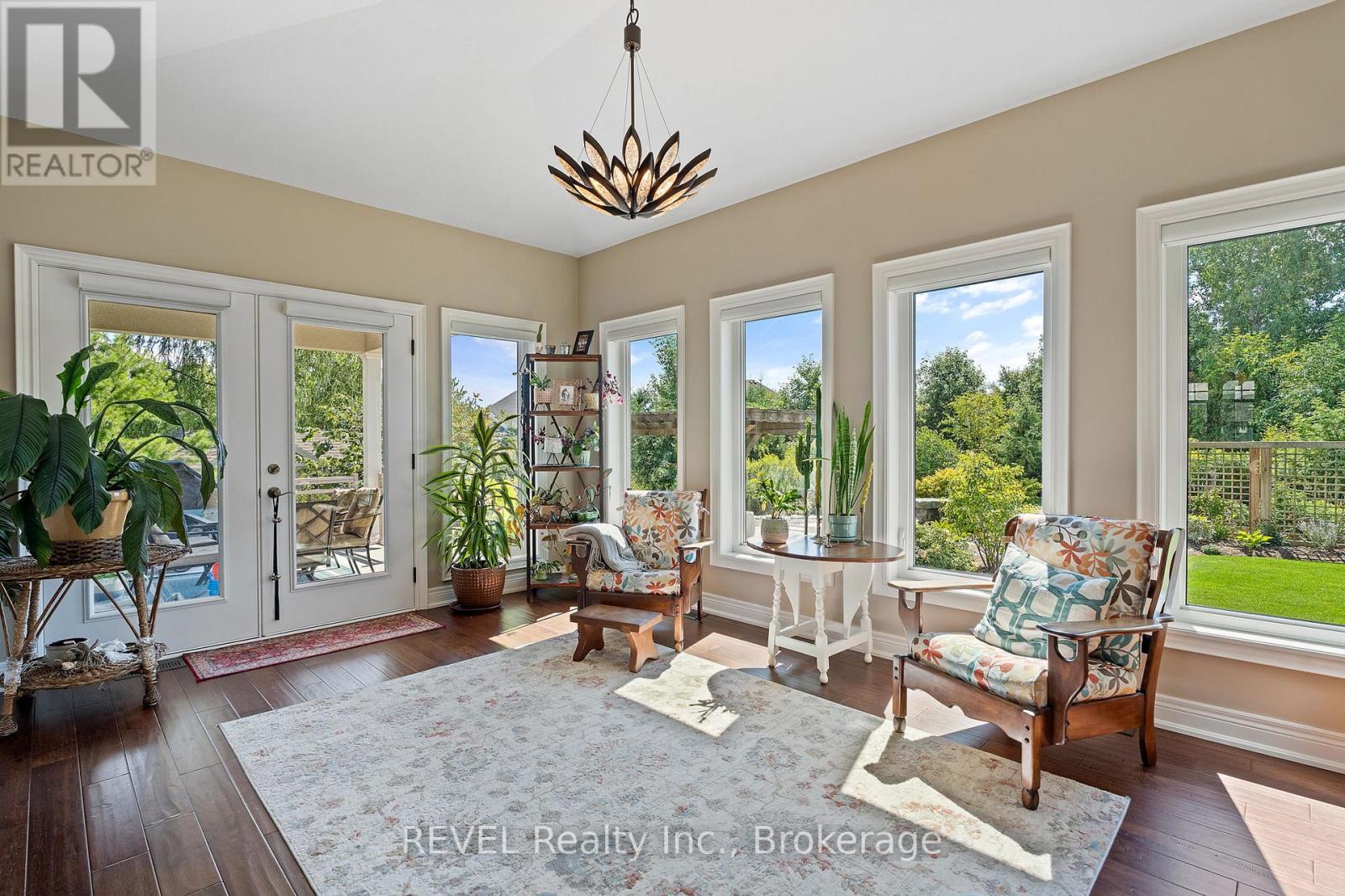 69 Butlers Drive, Fort Erie, Ontario  L0S 1N0 - Photo 12 - X12462223