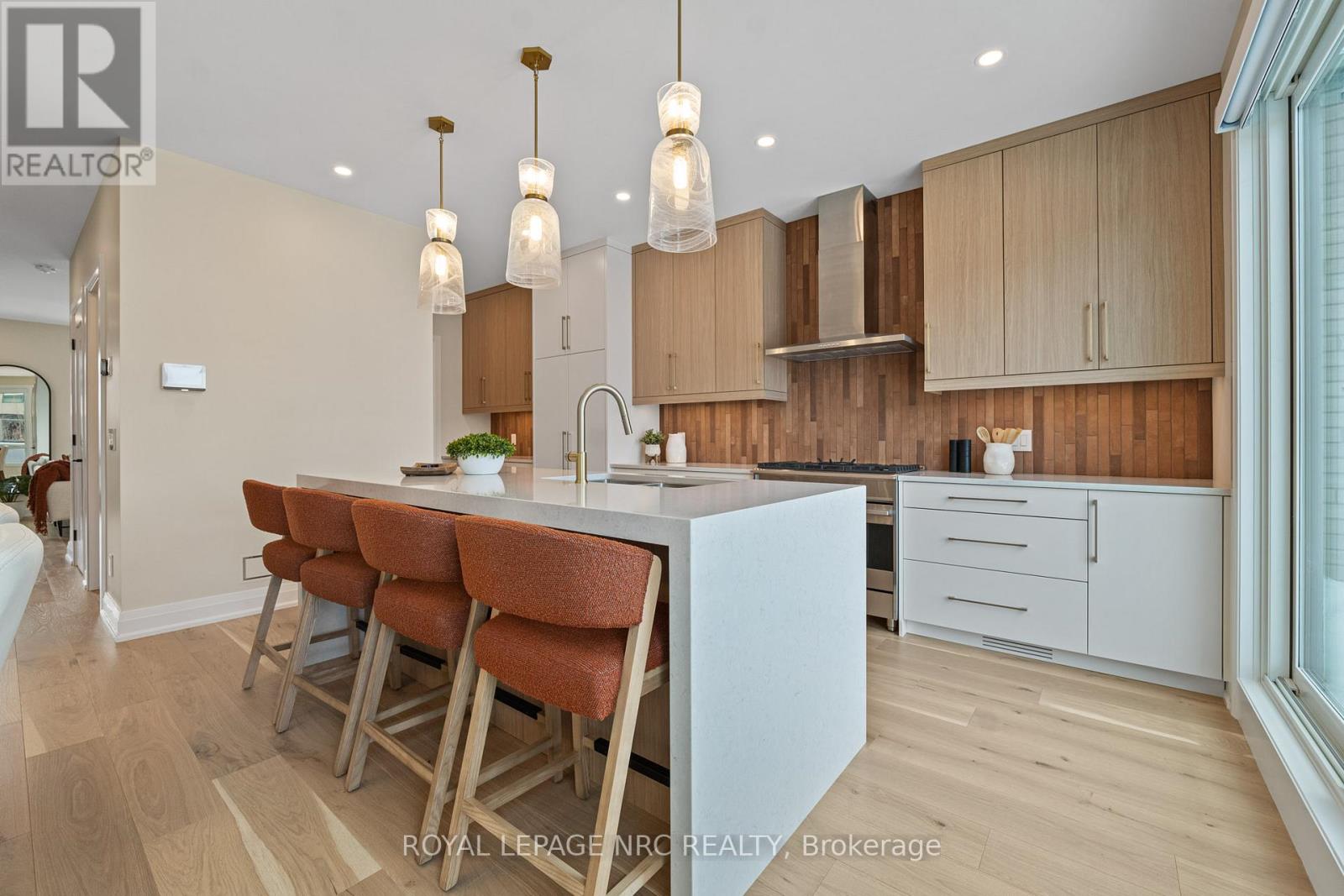 153e Port Robinson Road, Pelham, Ontario  L0S 1E0 - Photo 13 - X12462296