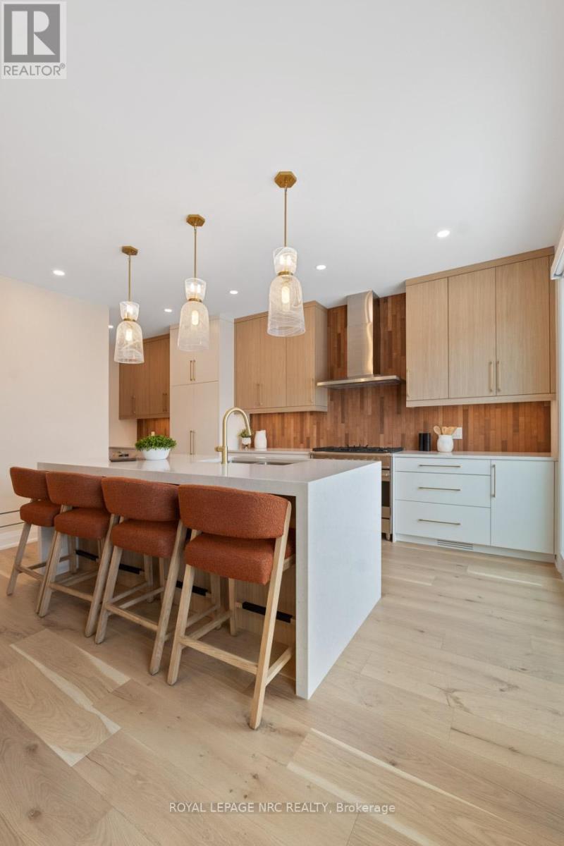 153e Port Robinson Road, Pelham, Ontario  L0S 1E0 - Photo 26 - X12462296