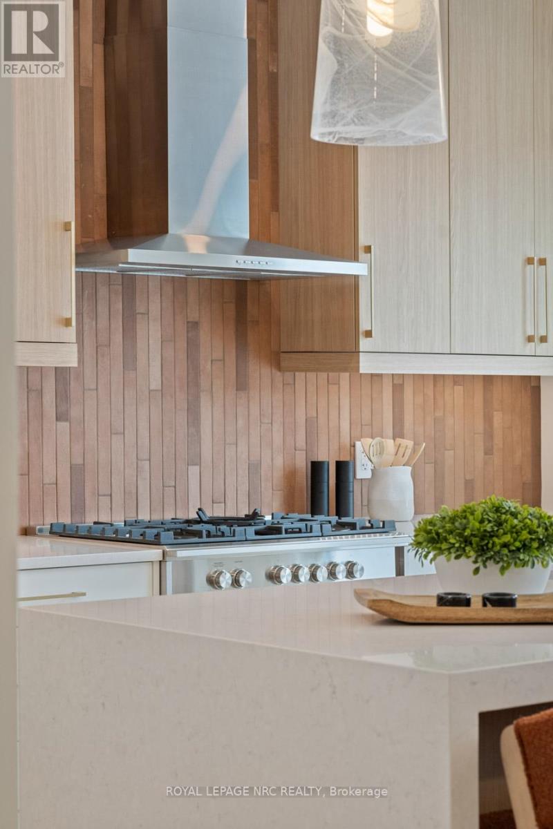 153e Port Robinson Road, Pelham, Ontario  L0S 1E0 - Photo 28 - X12462296