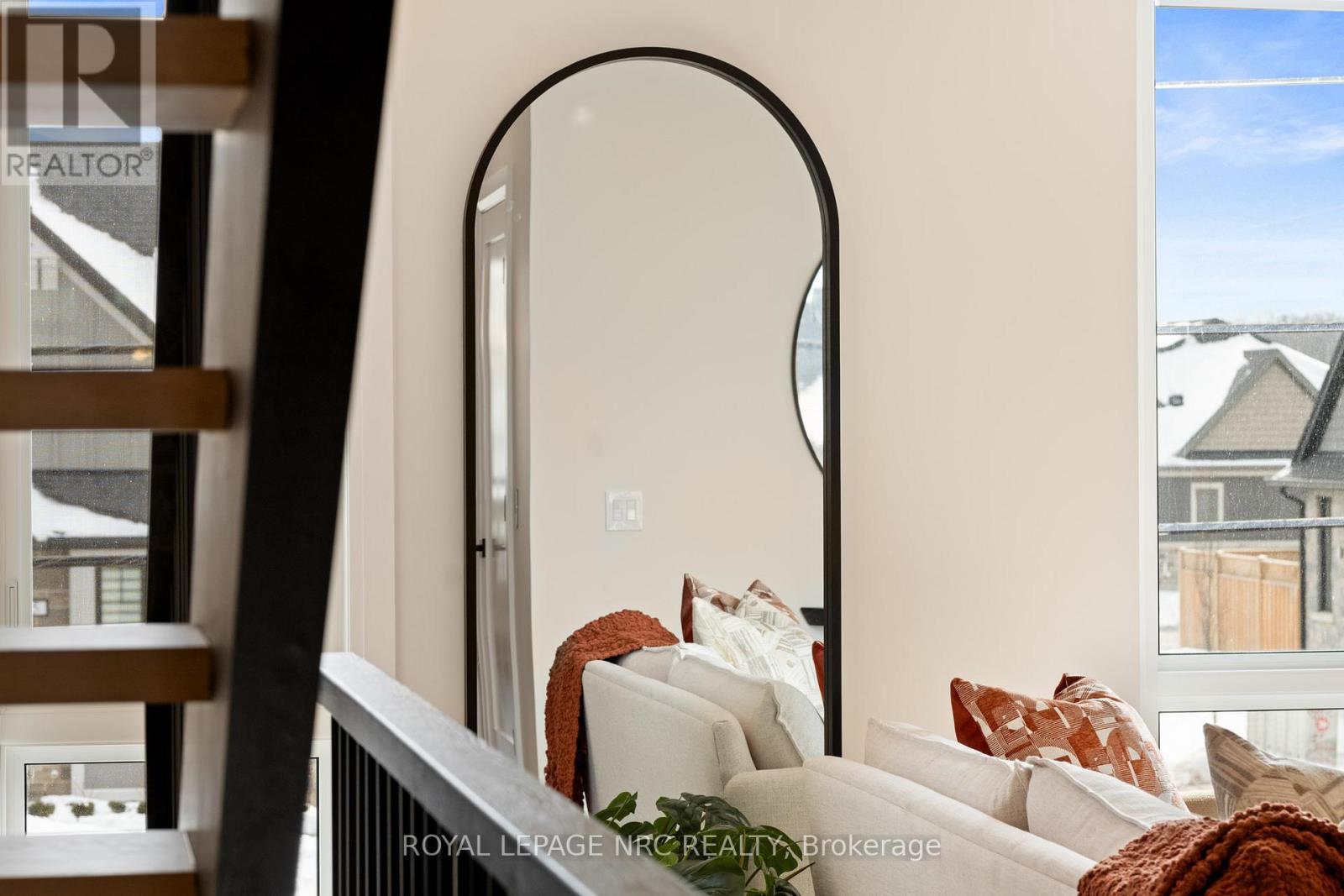 153e Port Robinson Road, Pelham, Ontario  L0S 1E0 - Photo 40 - X12462296