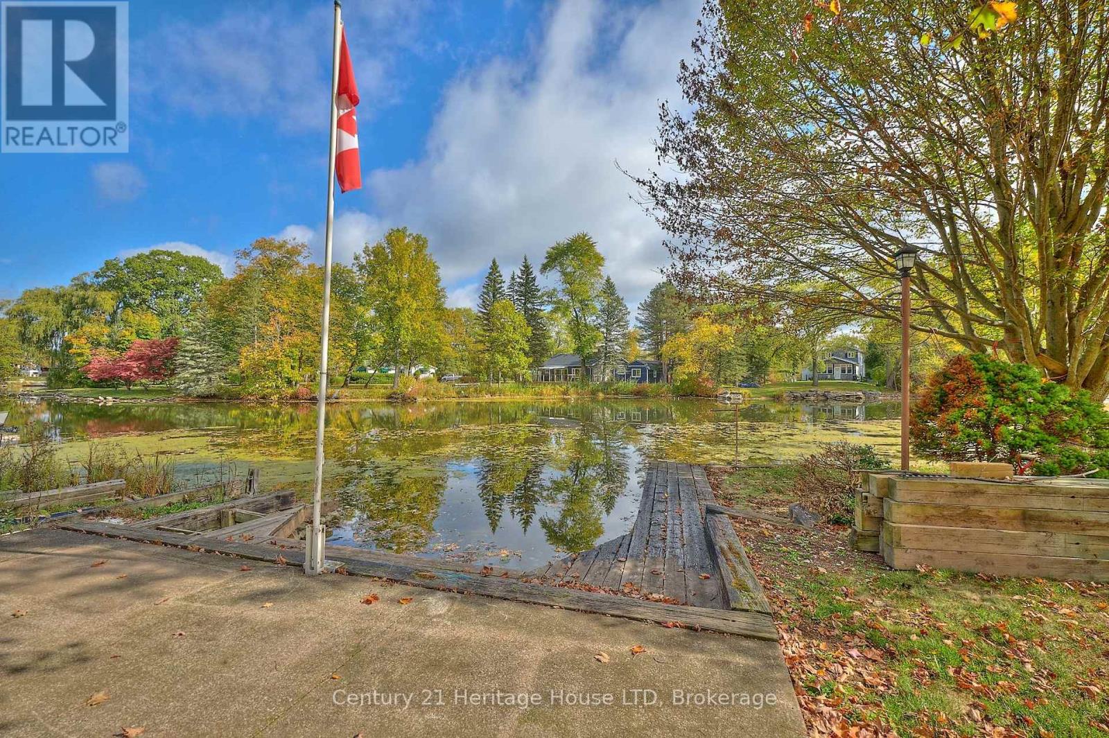 3466 River Trail, Fort Erie, Ontario  L0S 1S0 - Photo 4 - X12462443