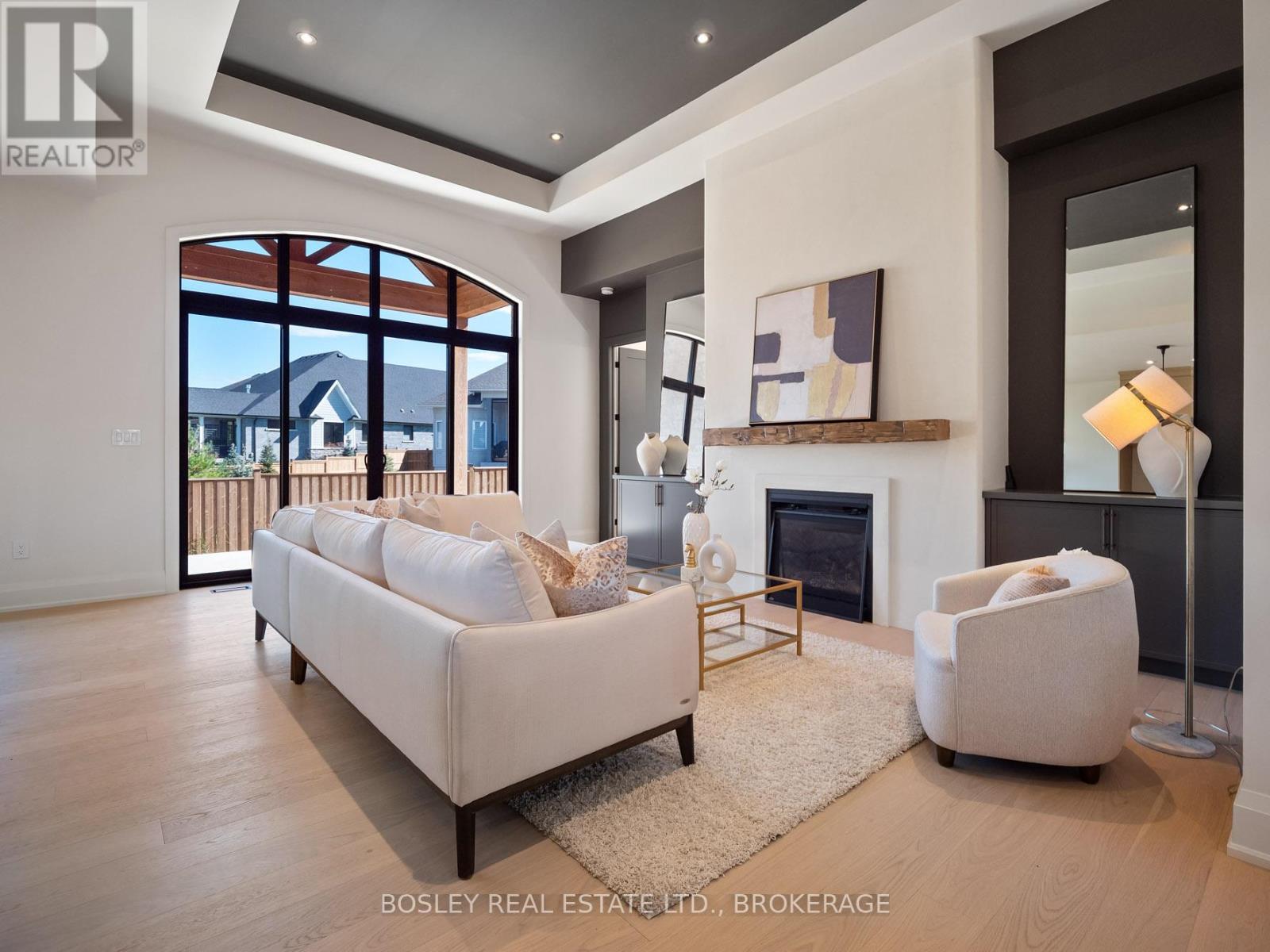 9 Oakley Drive, Niagara-On-The-Lake, Ontario  L0S 1J0 - Photo 15 - X12462862