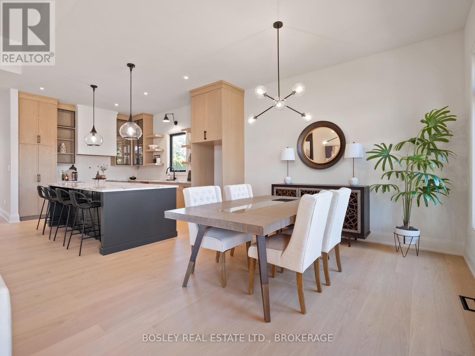 9 Oakley Drive, Niagara-On-The-Lake, Ontario  L0S 1J0 - Photo 3 - X12462862