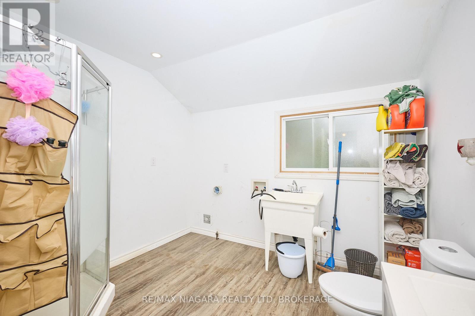 2503 Coral Avenue, Fort Erie, Ontario  L0S 1S0 - Photo 14 - X12463294