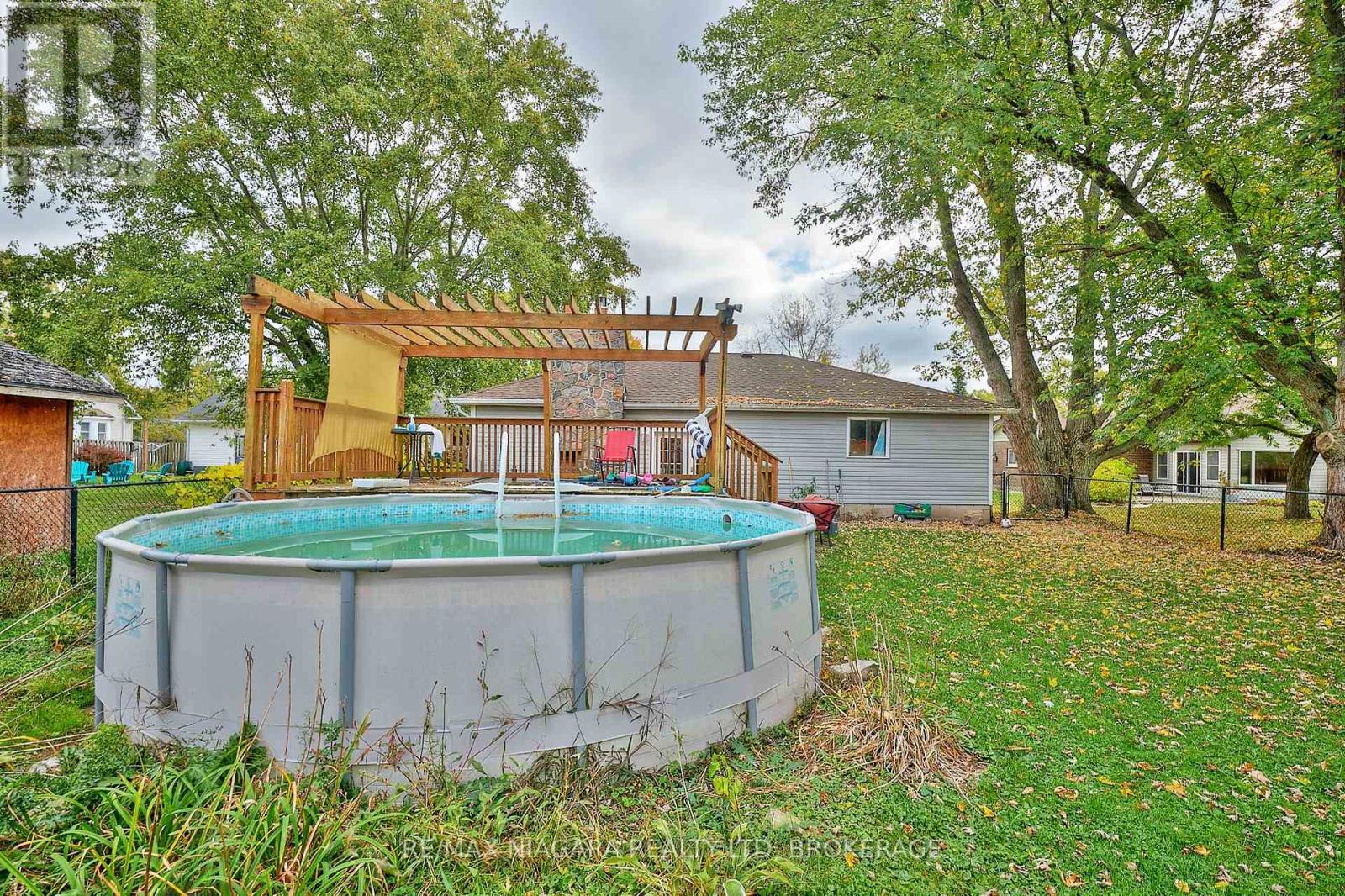 2503 Coral Avenue, Fort Erie, Ontario  L0S 1S0 - Photo 22 - X12463294