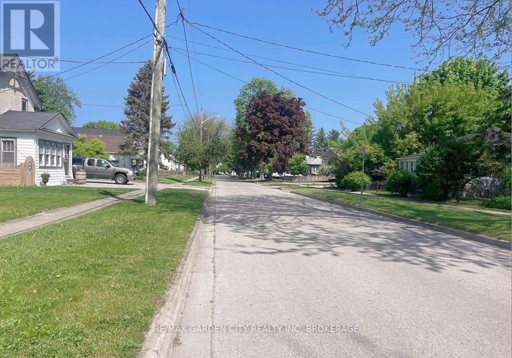 4 - 15 John Street, St. Catharines, Ontario  L2N 4P2 - Photo 16 - X12466303