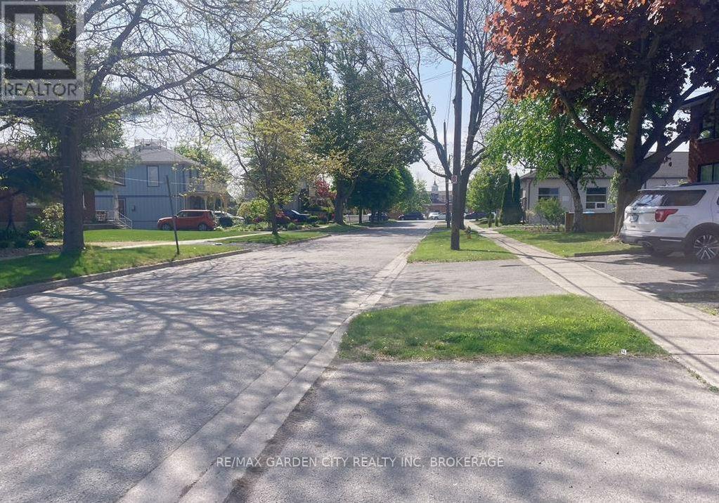 4 - 15 John Street, St. Catharines, Ontario  L2N 4P2 - Photo 17 - X12466303