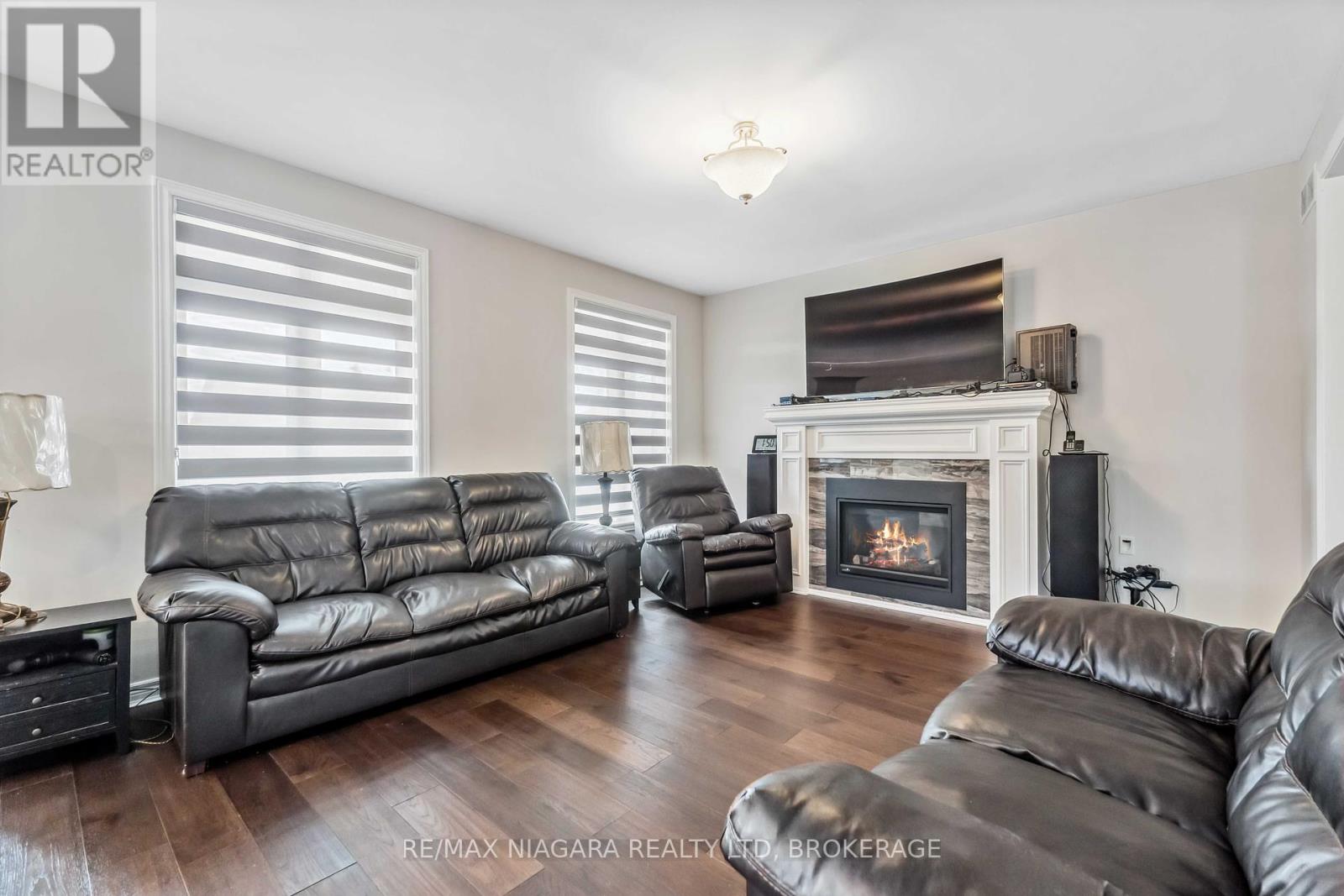 1 Hopkins Street, Thorold, Ontario  L2V 0E6 - Photo 29 - X12466325