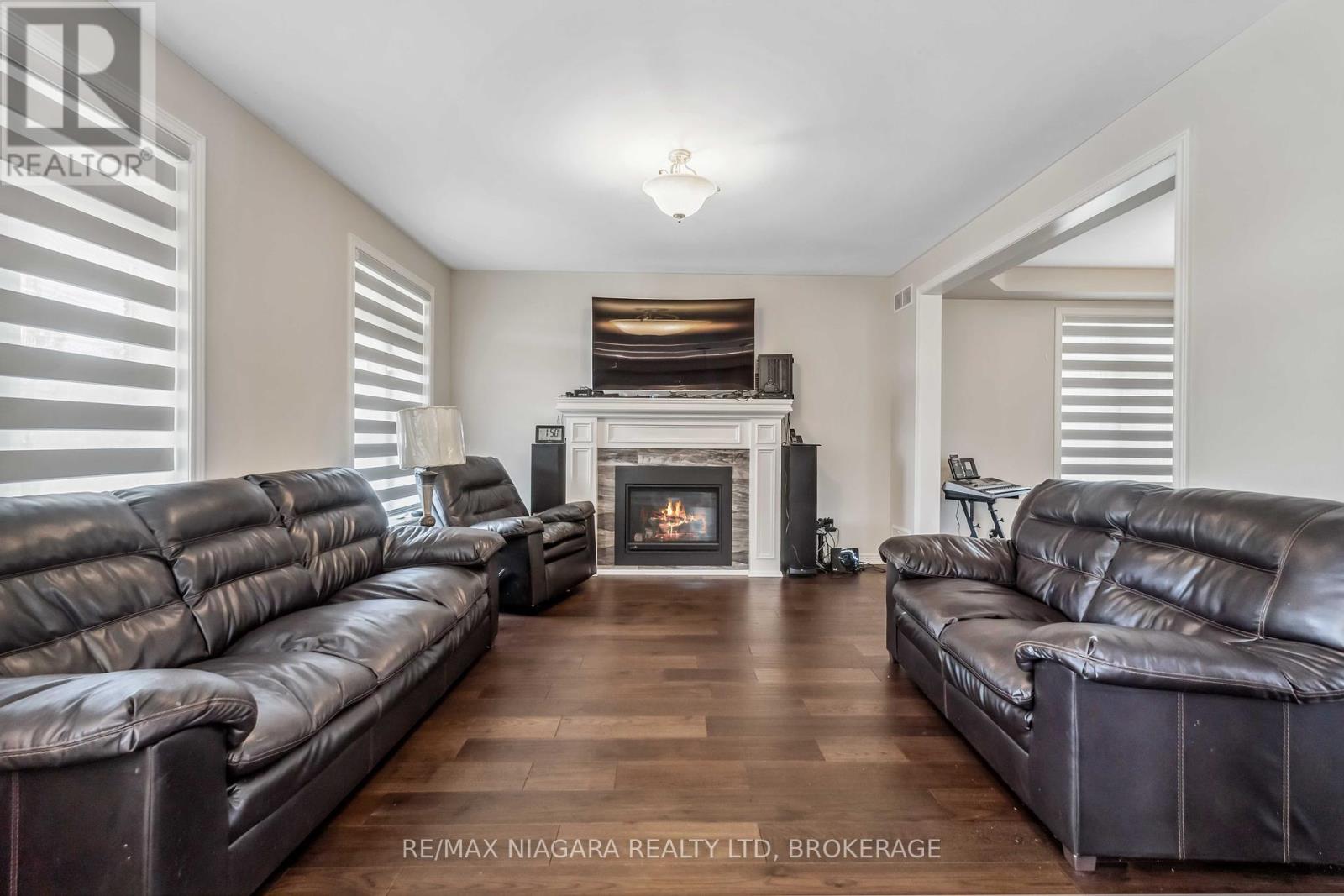 1 Hopkins Street, Thorold, Ontario  L2V 0E6 - Photo 30 - X12466325