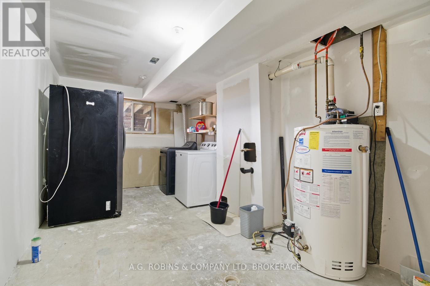 8 Mcbride Drive, St. Catharines, Ontario  L2S 3Y4 - Photo 31 - X12466726