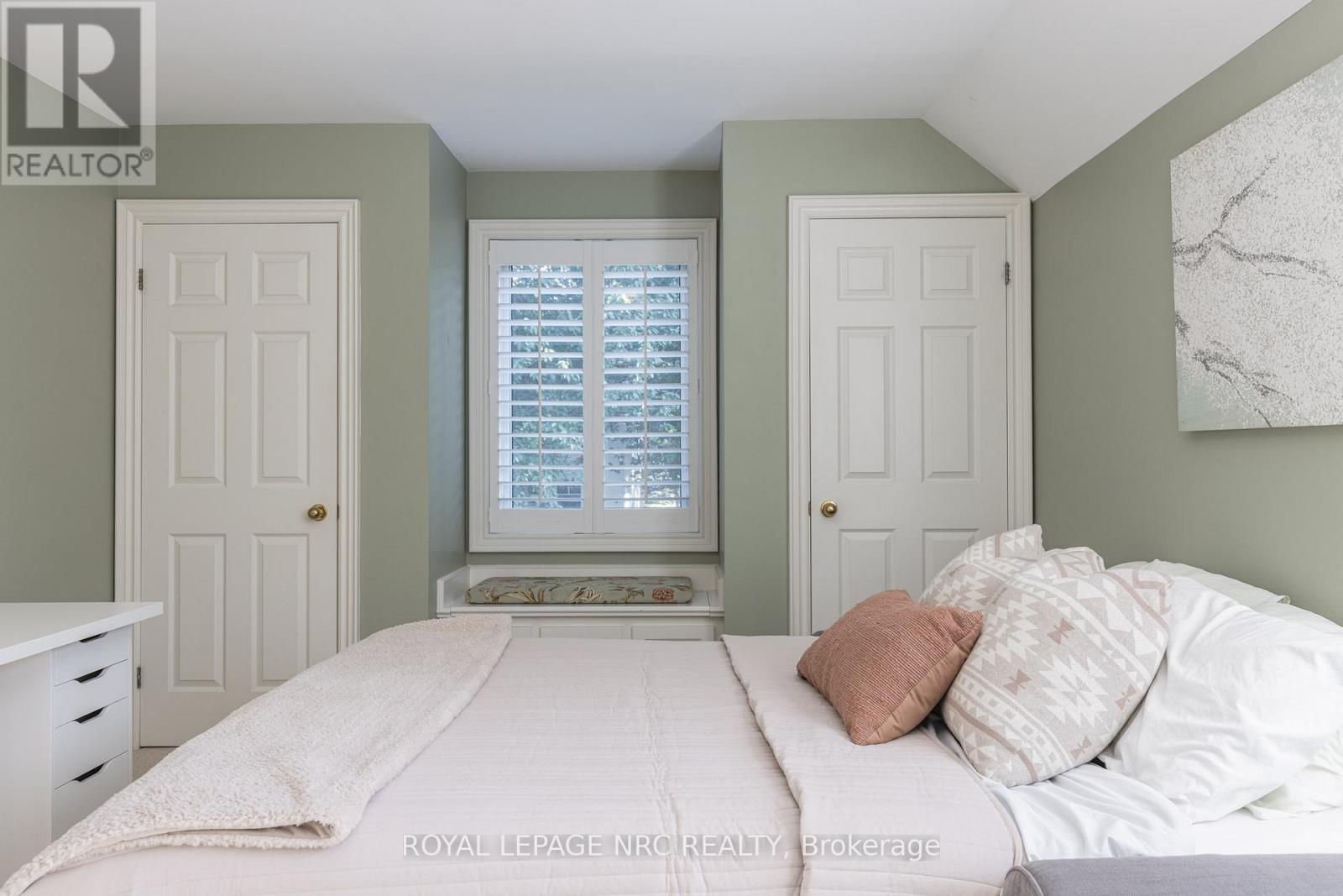 328 Niagara Boulevard, Niagara-On-The-Lake, Ontario  L0S 1J0 - Photo 38 - X12466745