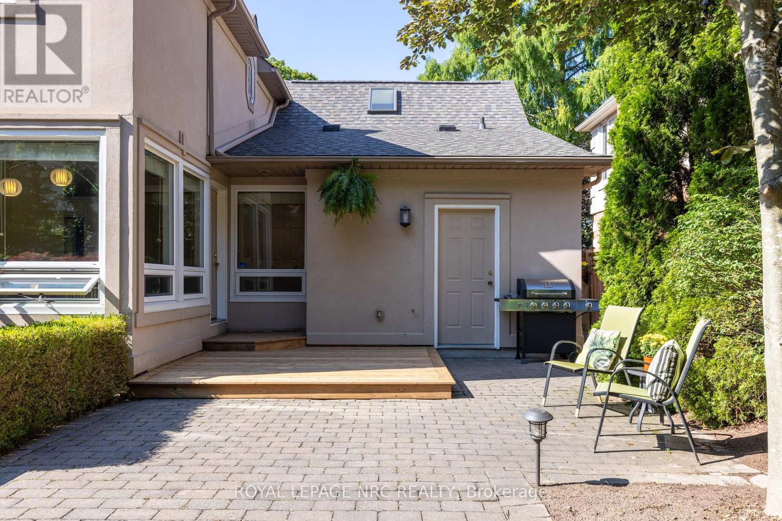 328 Niagara Boulevard, Niagara-On-The-Lake, Ontario  L0S 1J0 - Photo 43 - X12466745