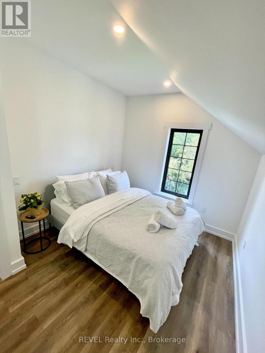 3846 Roxborough Avenue, Fort Erie, Ontario  L0S 1B0 - Photo 6 - X12466969