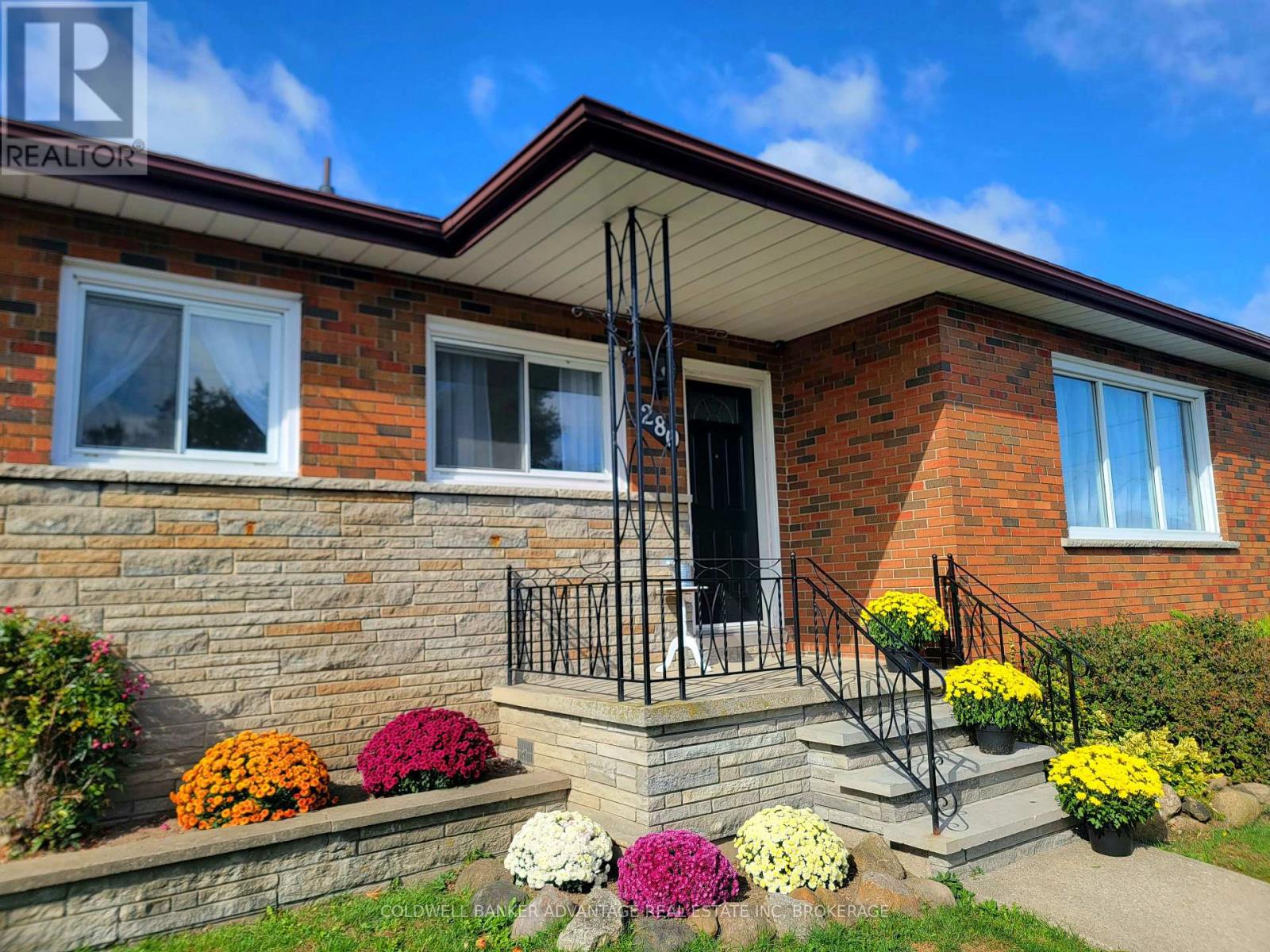 280 Clarke Street, Port Colborne, Ontario  L3K 2G5 - Photo 2 - X12466978