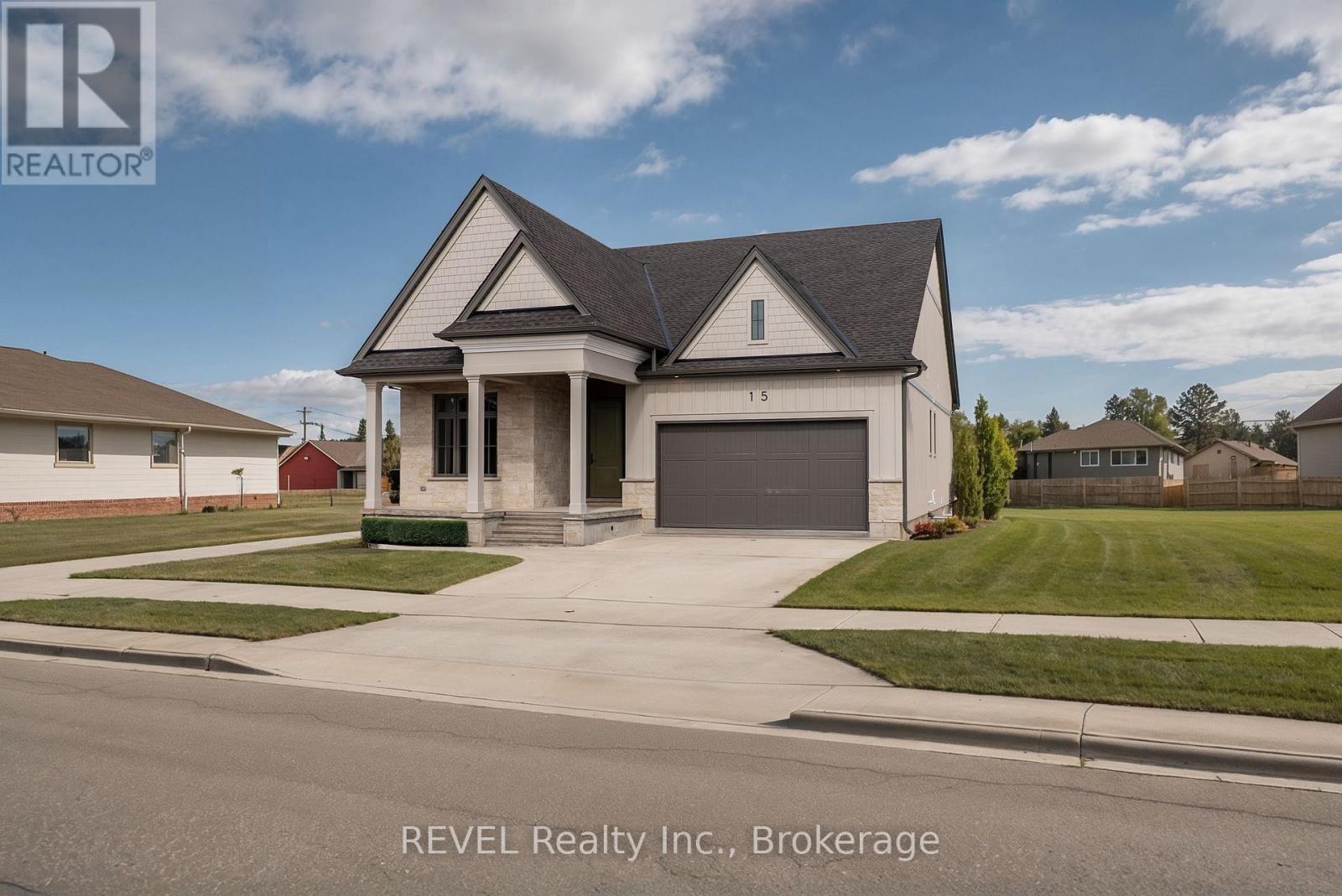 15 OAKLEY DRIVE, Niagara-on-the-Lake, Ontario