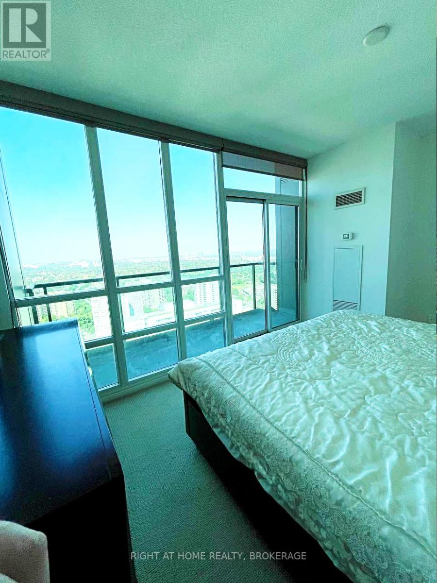 Ph101 - 208 Enfield Place, Mississauga, Ontario  L5B 0G8 - Photo 9 - W12467686