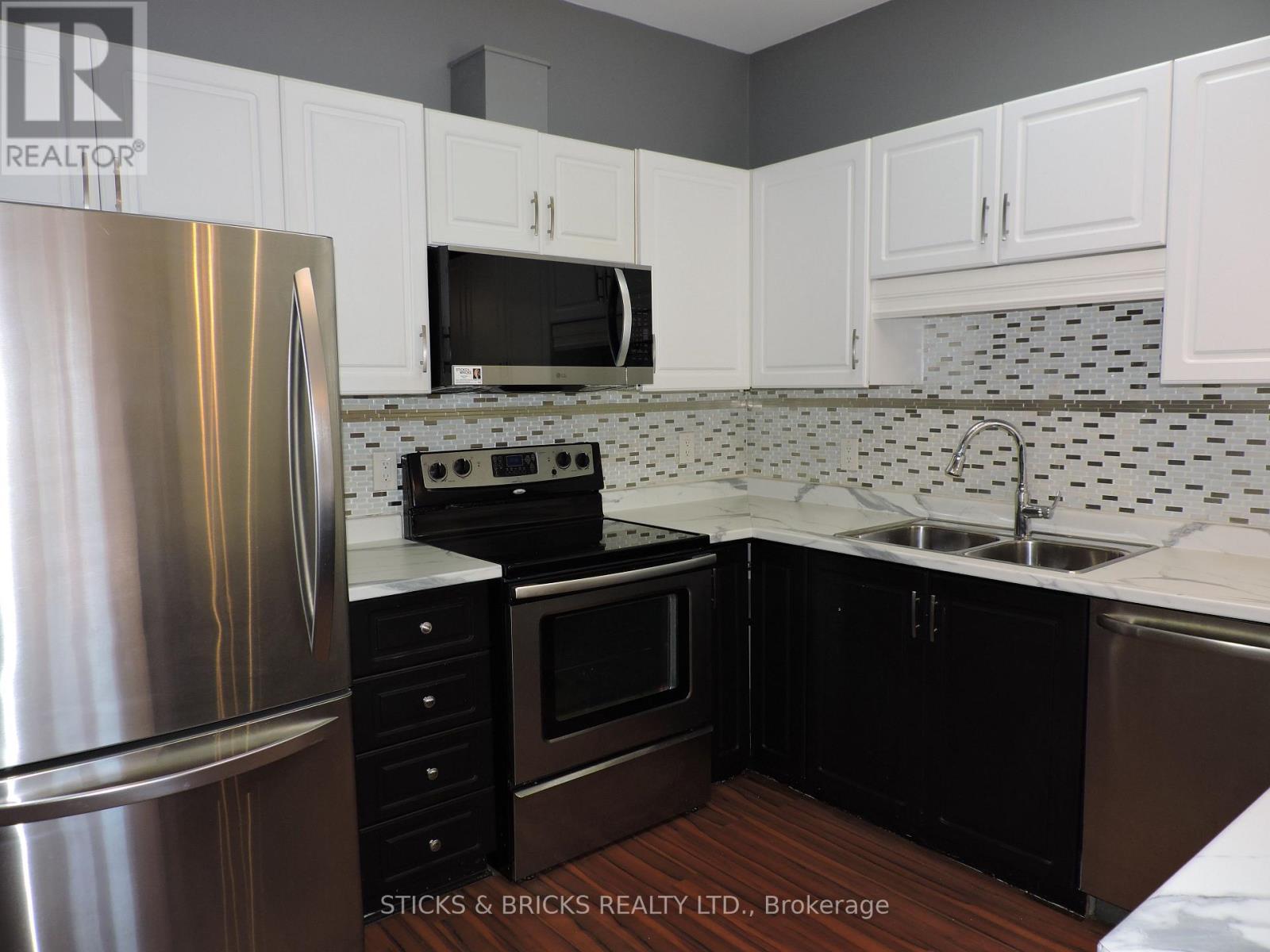 27 - 5070 Drummond Road, Niagara Falls, Ontario  L2E 6E4 - Photo 10 - X12467985