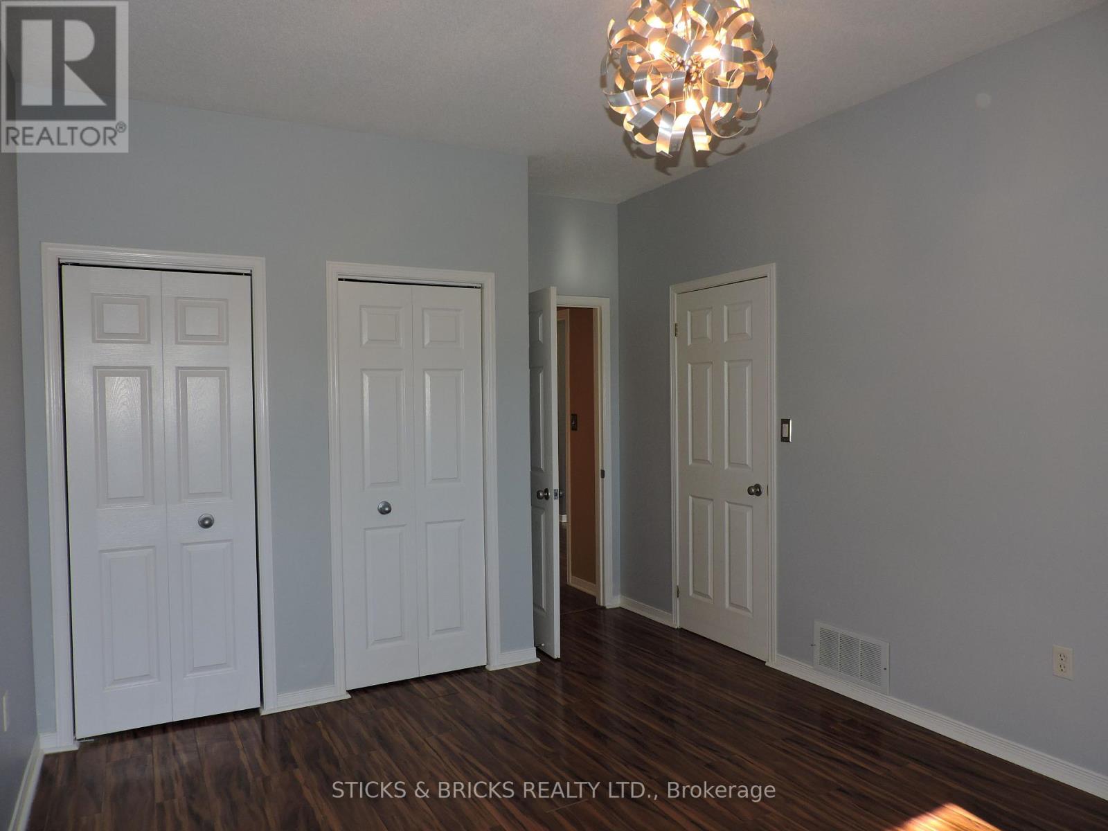 27 - 5070 Drummond Road, Niagara Falls, Ontario  L2E 6E4 - Photo 14 - X12467985