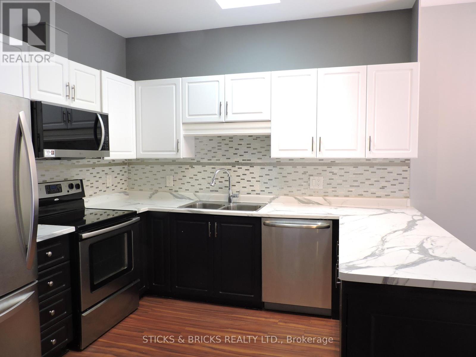 27 - 5070 Drummond Road, Niagara Falls, Ontario  L2E 6E4 - Photo 8 - X12467985