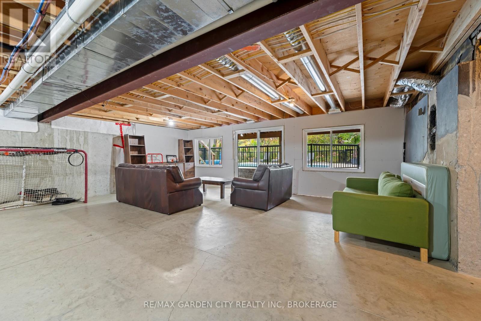 4110 13th Street, Lincoln, Ontario  L0R 1S0 - Photo 24 - X12468227