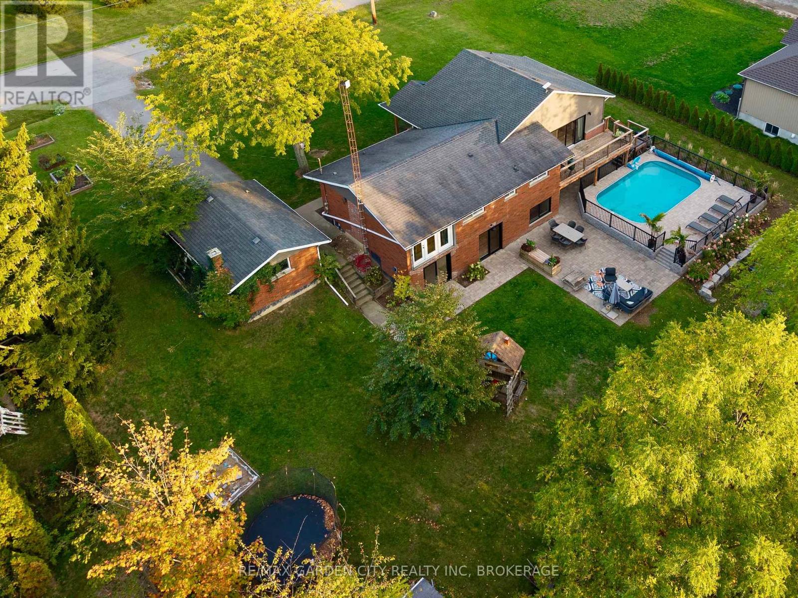 4110 13th Street, Lincoln, Ontario  L0R 1S0 - Photo 33 - X12468227